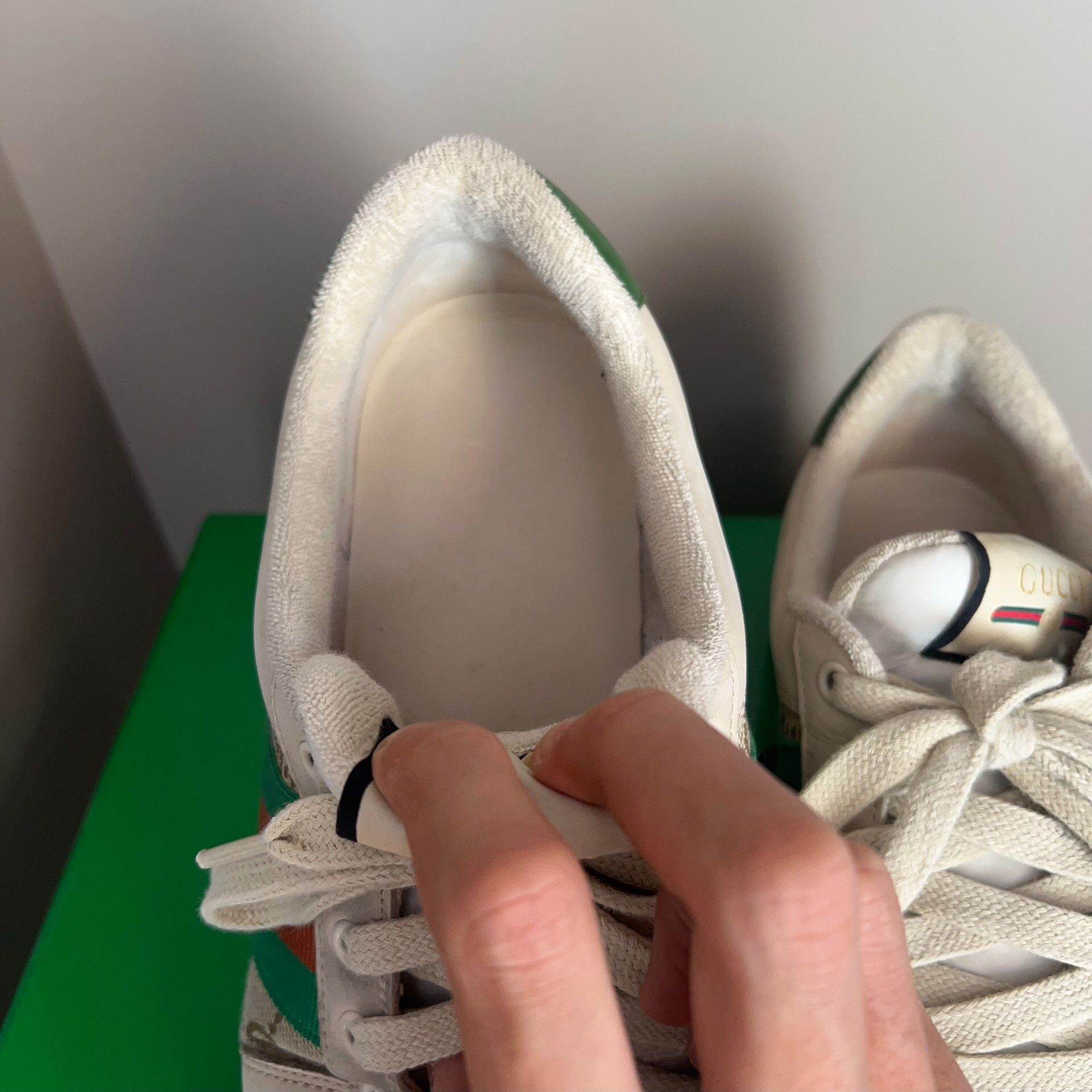 Gucci Gucci Leather Green Lowtop Sneakers 9 Men Size US 9 / EU 42 - 9 Thumbnail