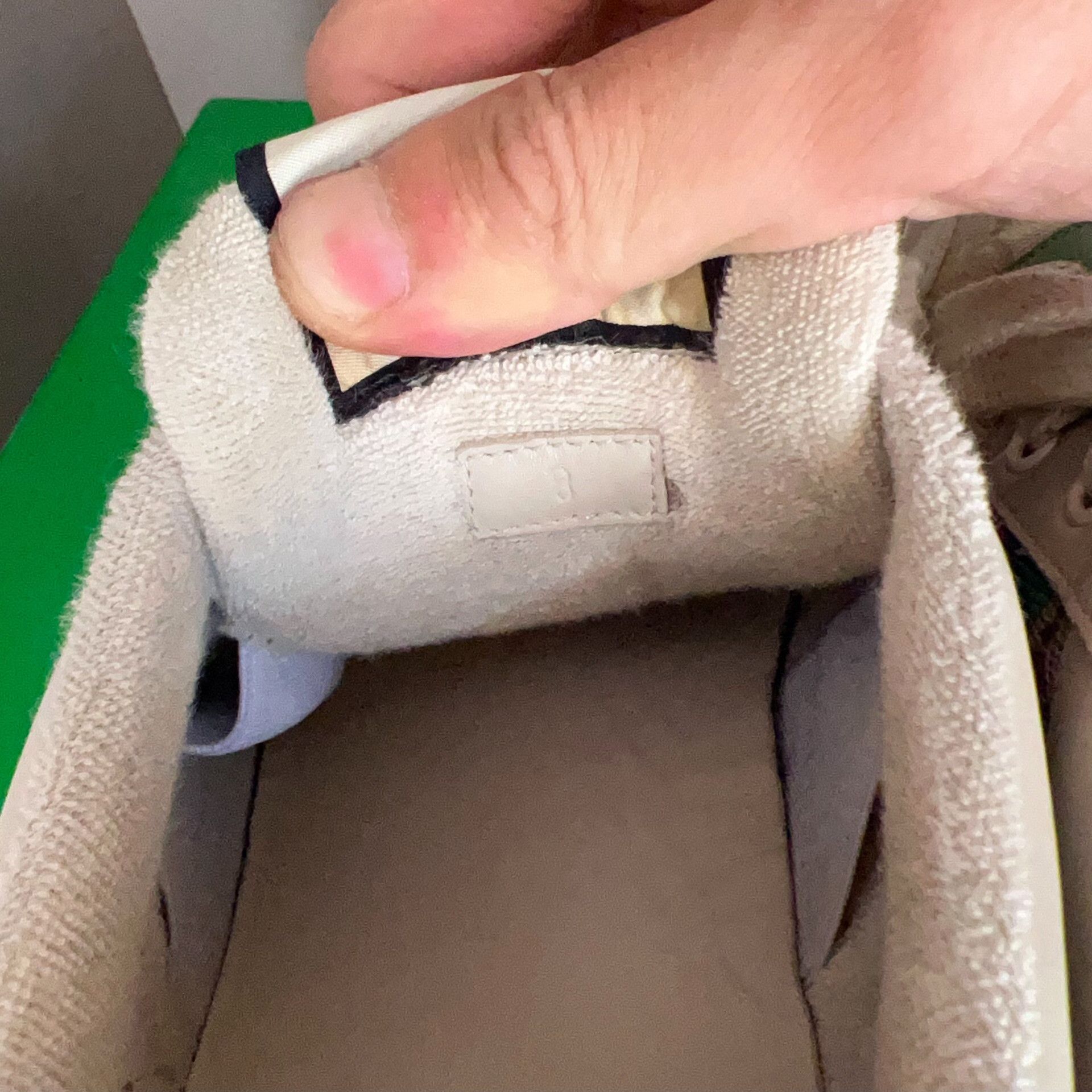 Gucci Gucci Leather Green Lowtop Sneakers 9 Men Size US 9 / EU 42 - 4 Thumbnail