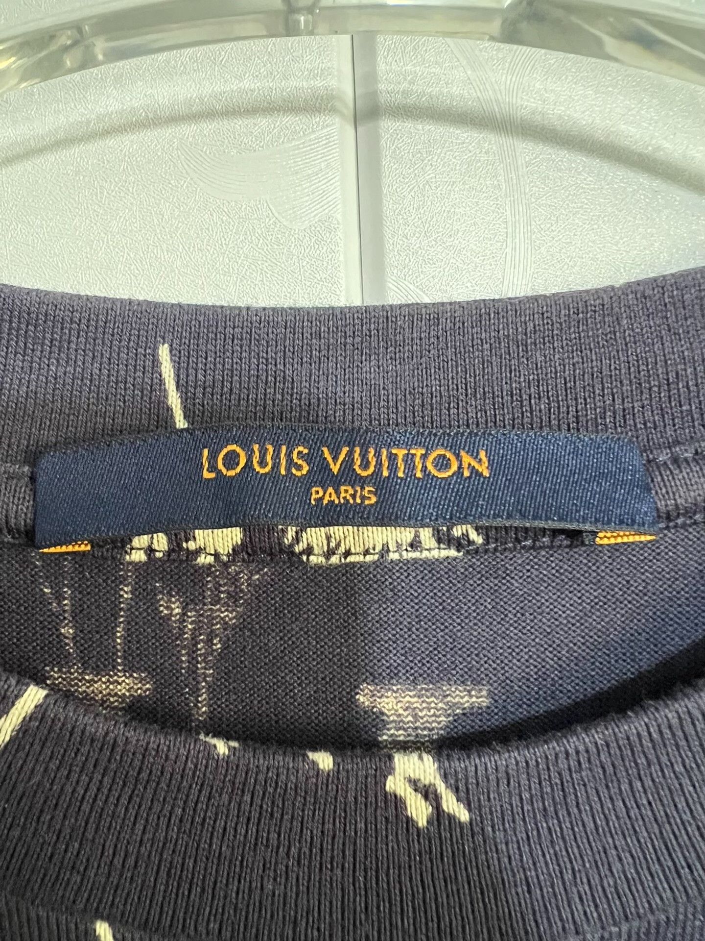 Louis Vuitton Louis Vuitton Retro T-Shirt XS Women Size XS / US 0-2 / IT 36-38 - 4 Thumbnail