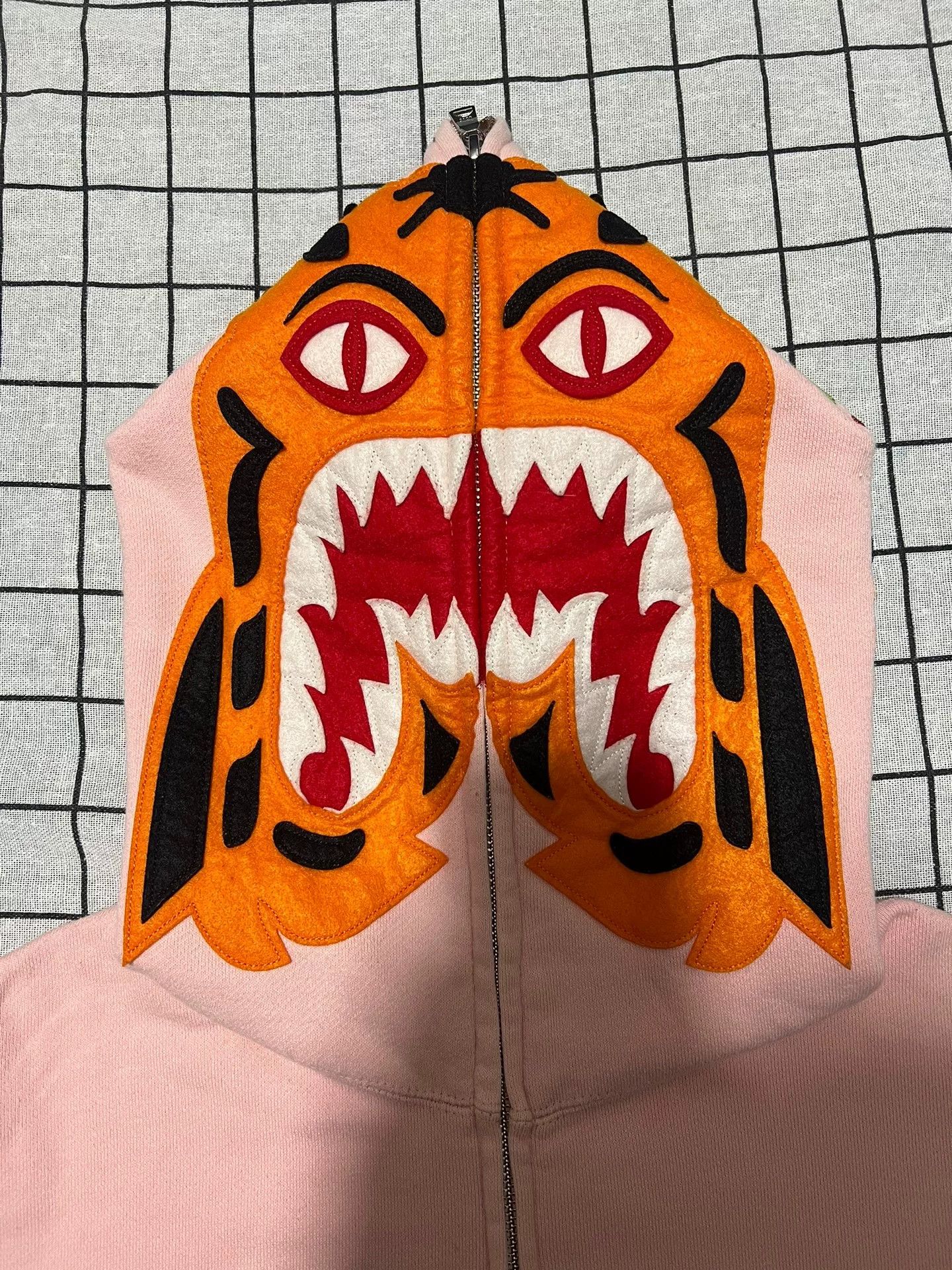 Bape Bape Tiger Camo Multi Hoodie m Men Size US M / EU 48-50 / 2 - 3 Thumbnail