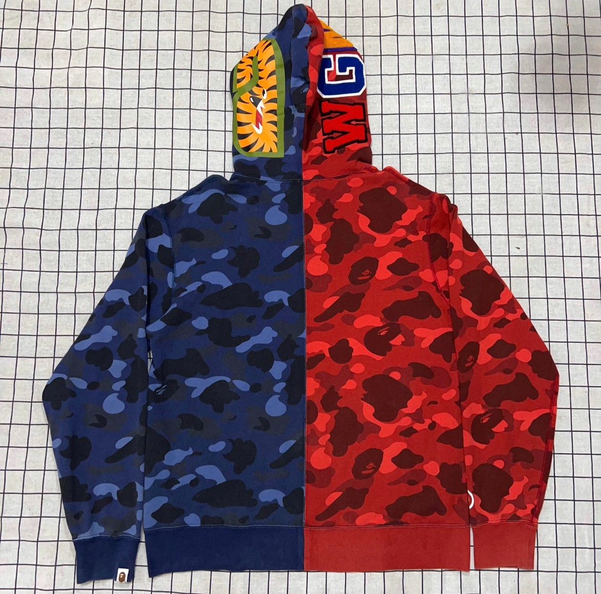 Bape Bape Shark Camo Multi Hoodie xl Men Size US XL / EU 56 / 4 - 2 Thumbnail