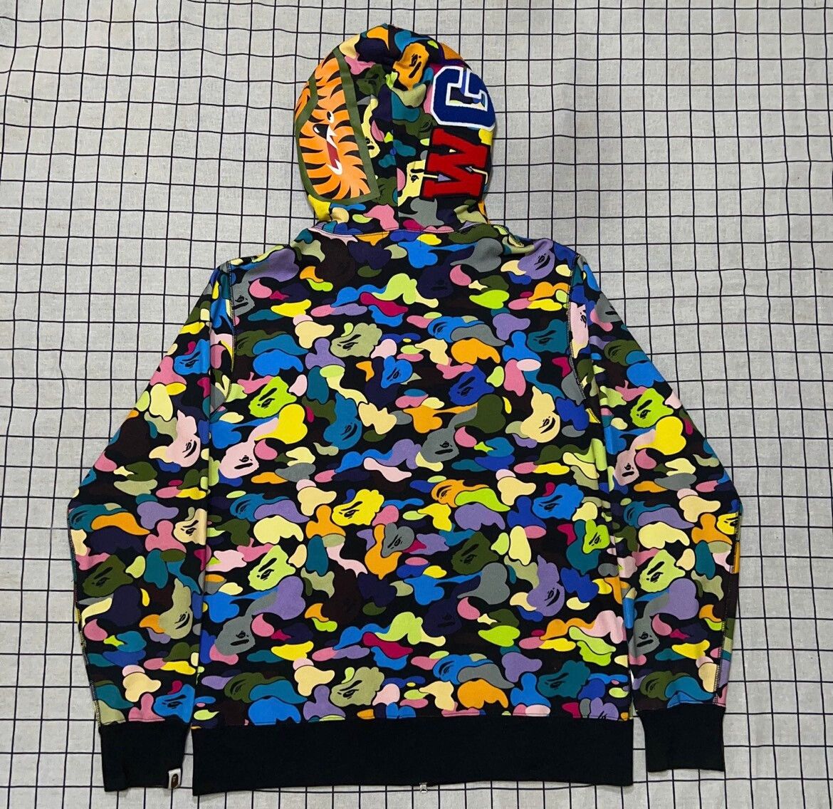 Bape Bape Shark Multi Hoodie xxl Men Size US XXL / EU 58 / 5 - 2 Thumbnail