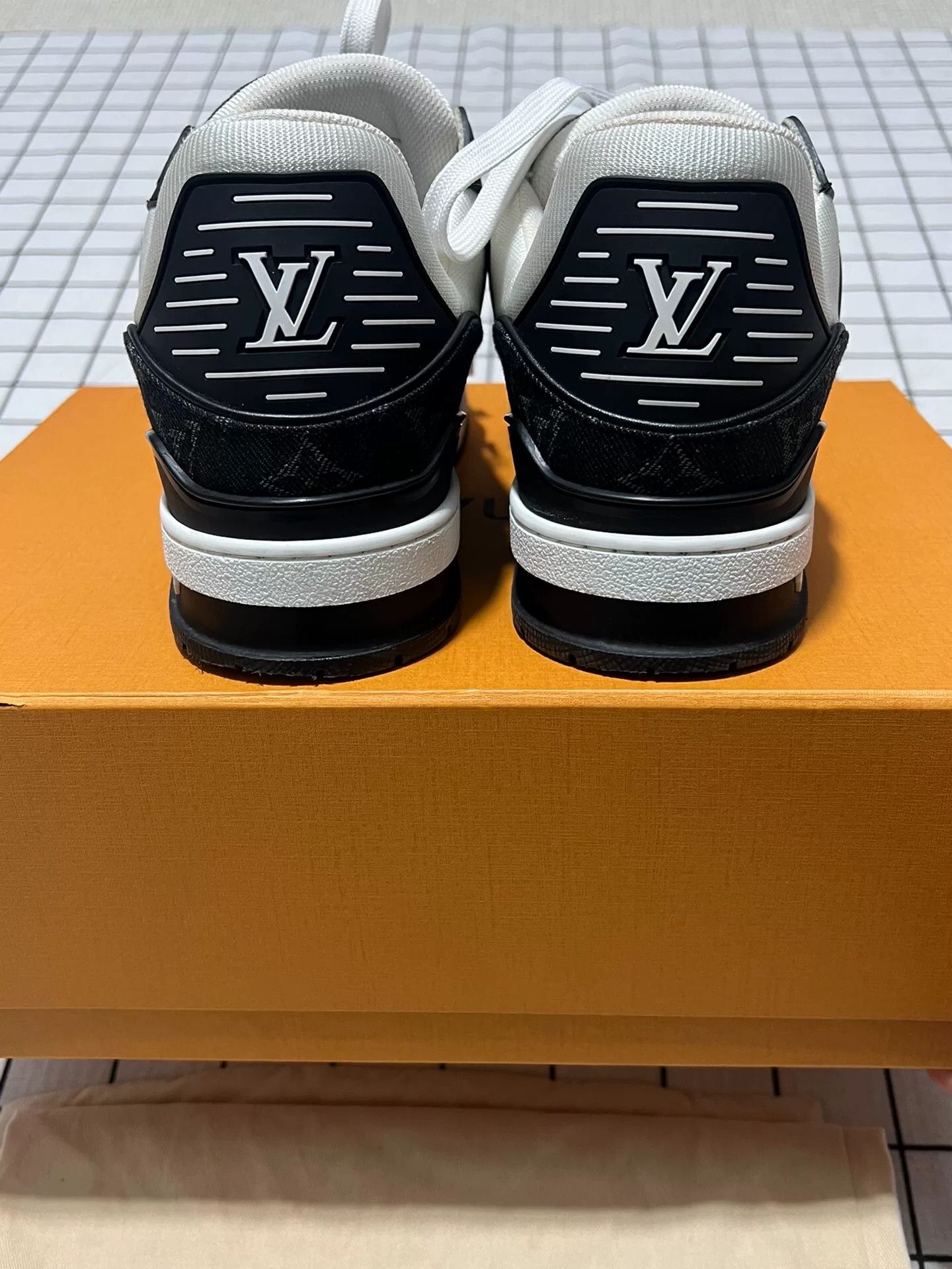 Louis Vuitton Louis Vuitton Training Denim Black Lowtop Sneakers 8 Men Size US 8 / EU 41 - 5 Thumbnail