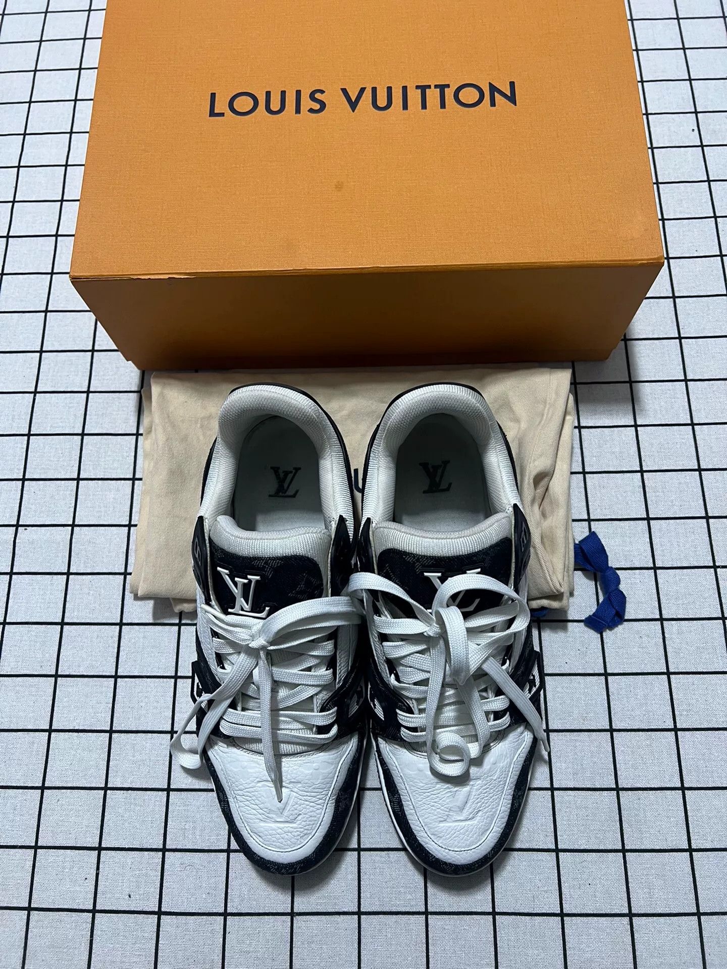 Louis Vuitton Louis Vuitton Training Denim Black Lowtop Sneakers 8 Men Size US 8 / EU 41 - 6 Thumbnail