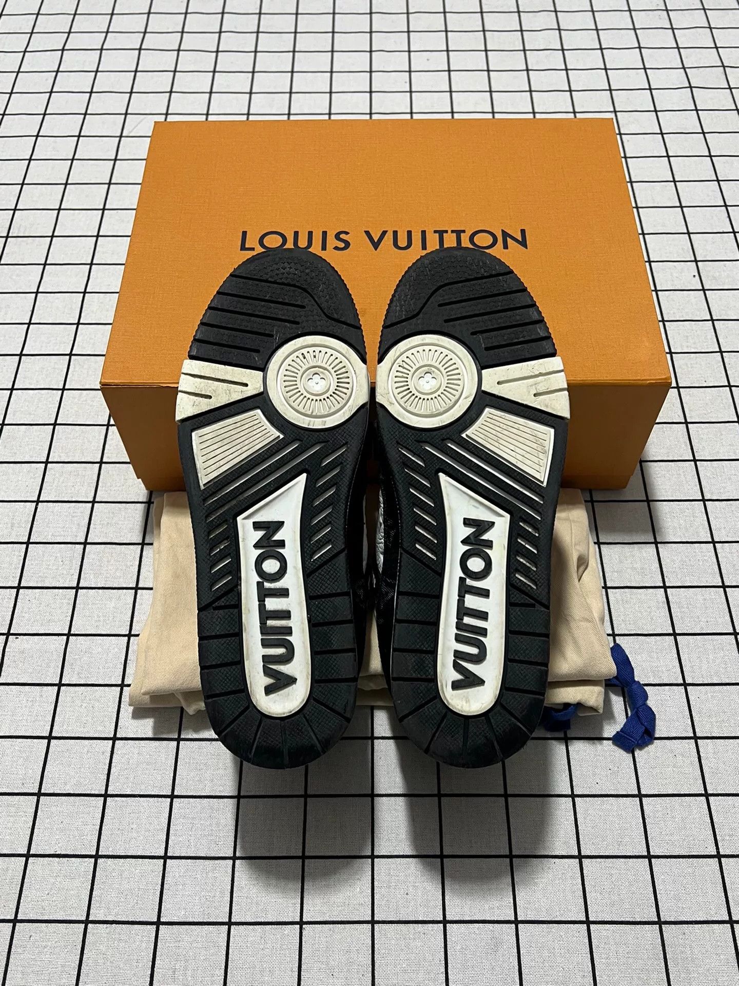 Louis Vuitton Louis Vuitton Training Denim Black Lowtop Sneakers 8 Men Size US 8 / EU 41 - 7 Thumbnail