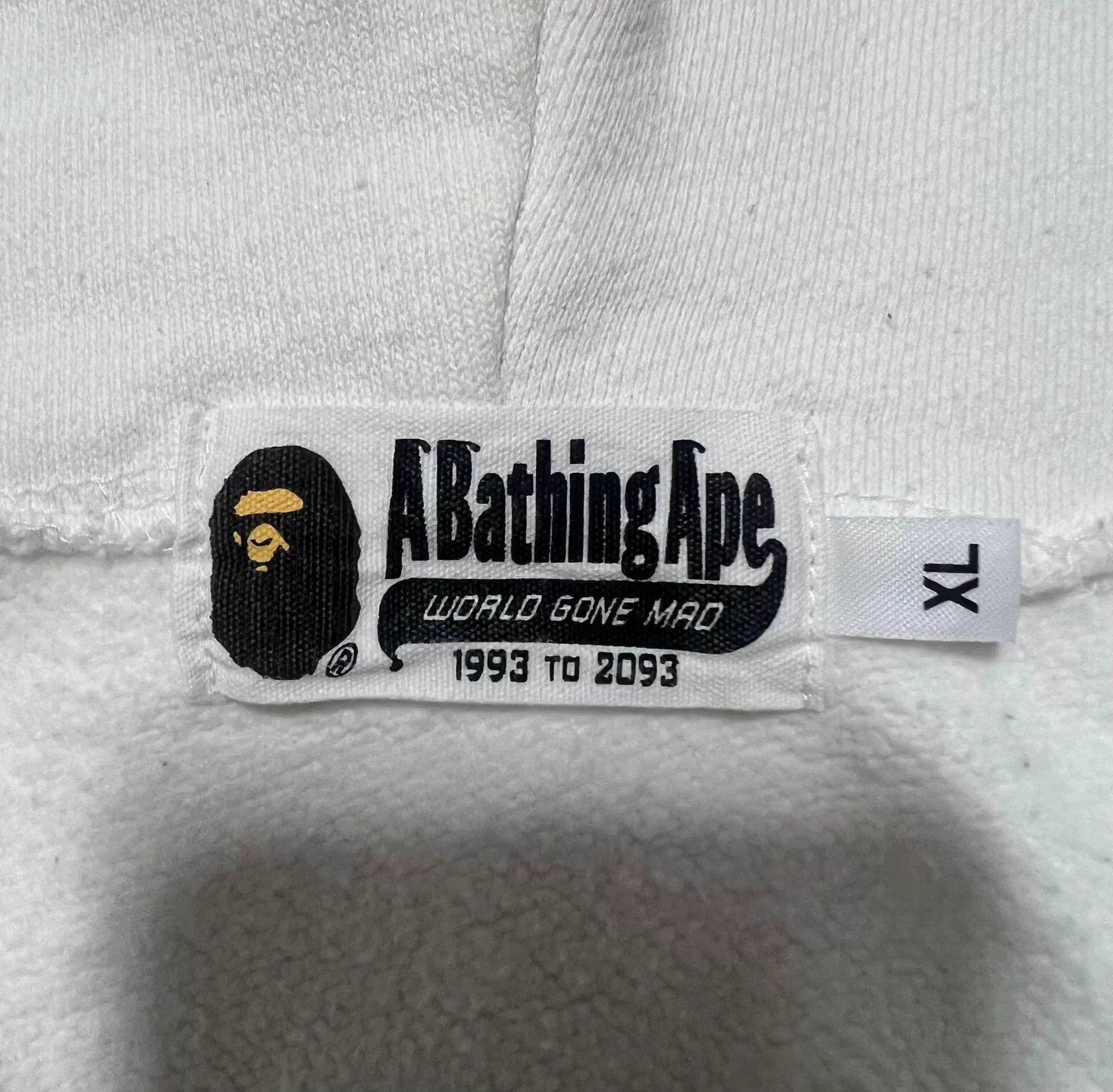 Bape Bape Glow Black Light Jacket xl Men Size US XL / EU 56 / 4 - 5 Thumbnail