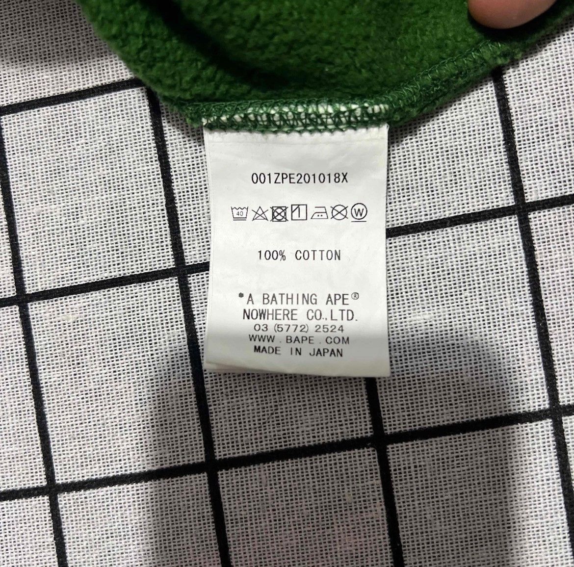 Bape Bape Shark Yellow Hoodie xl Men Size US XL / EU 56 / 4 - 5 Thumbnail