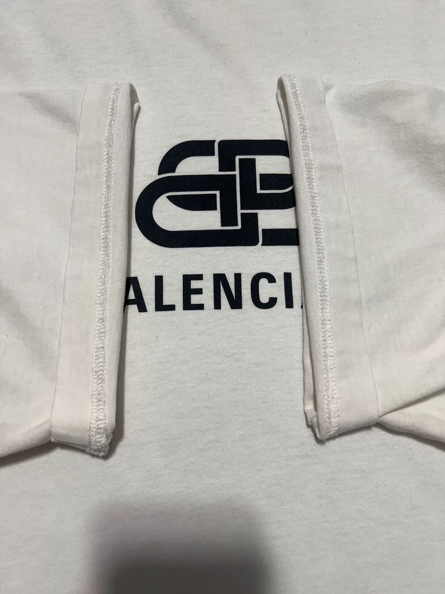 Balenciaga Balenciaga White T-Shirt s Men Size US S / EU 44-46 / 1 - 5 Thumbnail