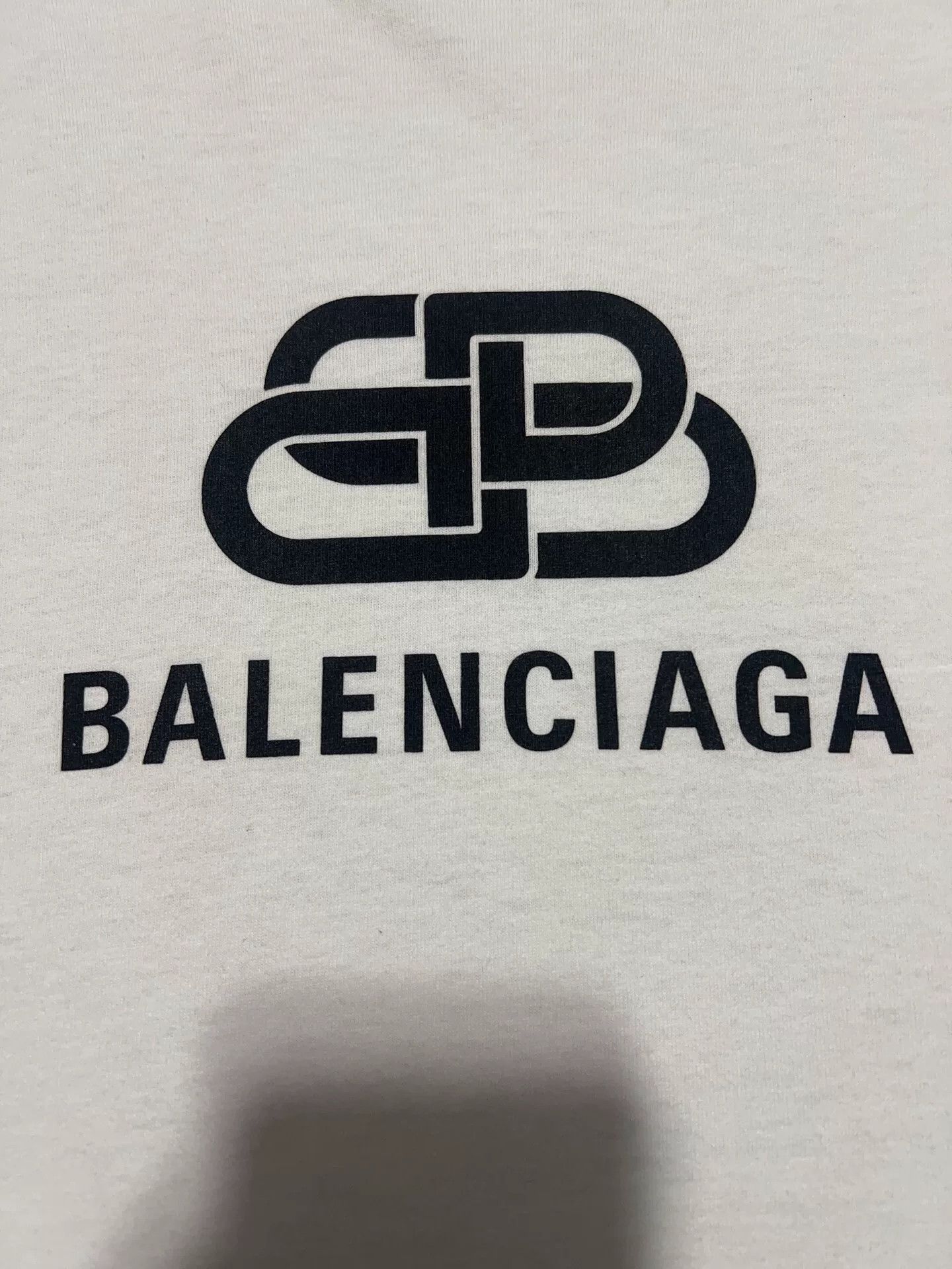 Balenciaga Balenciaga White T-Shirt s Men Size US S / EU 44-46 / 1 - 4 Thumbnail