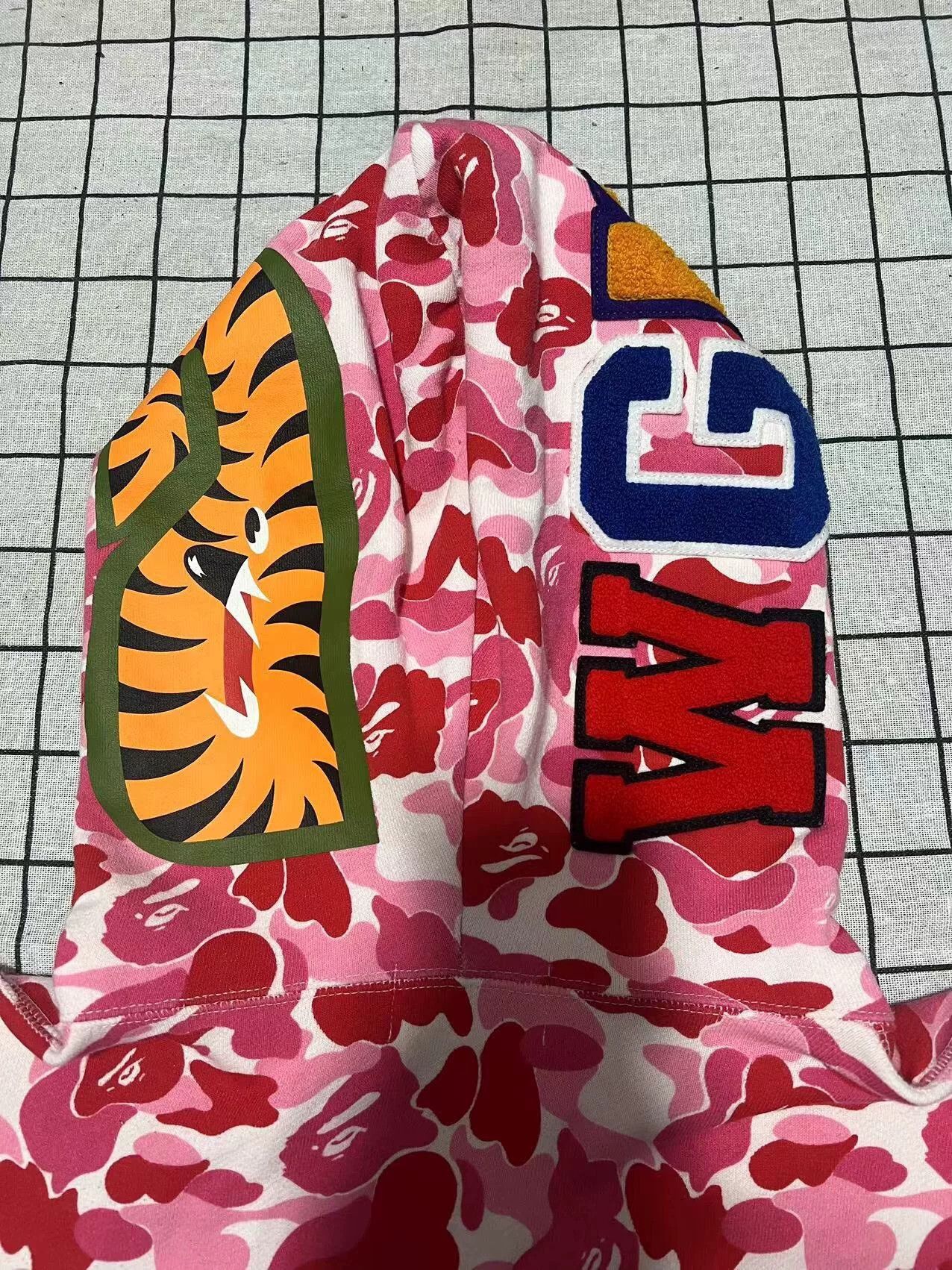 Bape Bape Shark Camo Multi Light Jacket xl Men Size US XL / EU 56 / 4 - 4 Thumbnail