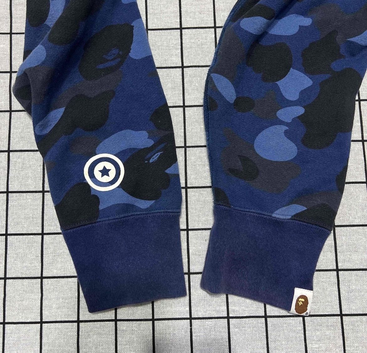Bape Bape Shark Camo Multi Hoodie l Men Size US L / EU 52-54 / 3 - 3 Thumbnail