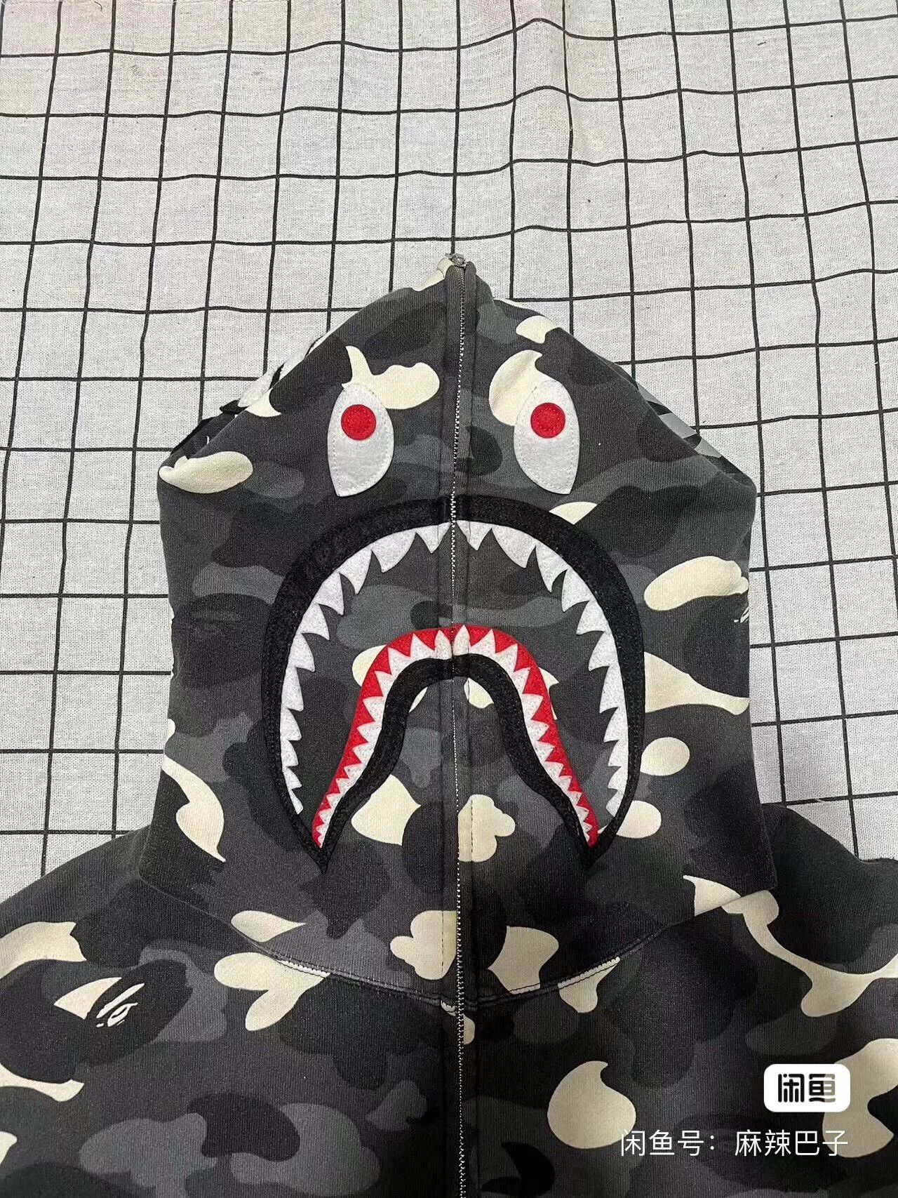 Bape Bape Shark Camo Multi Light Jacket xl Men Size US XL / EU 56 / 4 - 3 Thumbnail