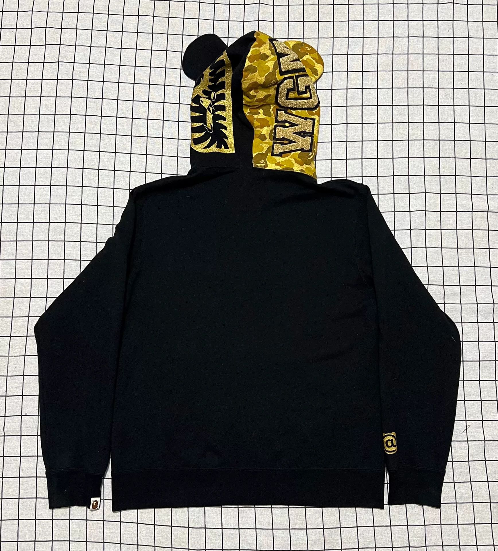 Bape Bape Collab Shark Multi Light Jacket xl Men Size US XL / EU 56 / 4 - 2 Thumbnail