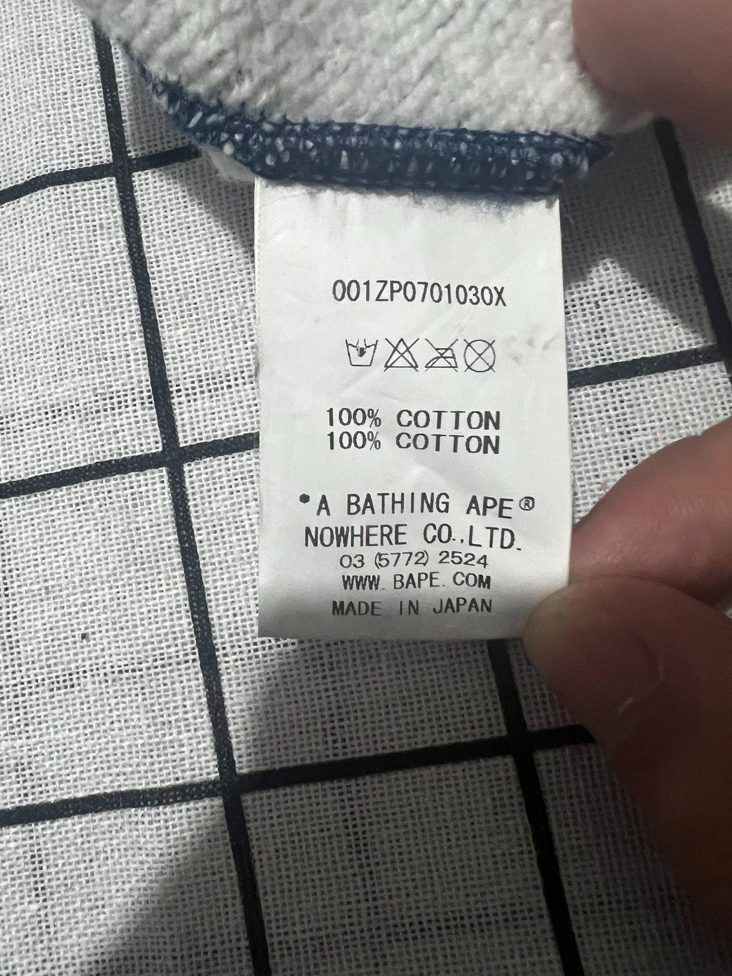 Bape Bape Limited Graphic Hoodie xl Men Size US XL / EU 56 / 4 - 7 Thumbnail