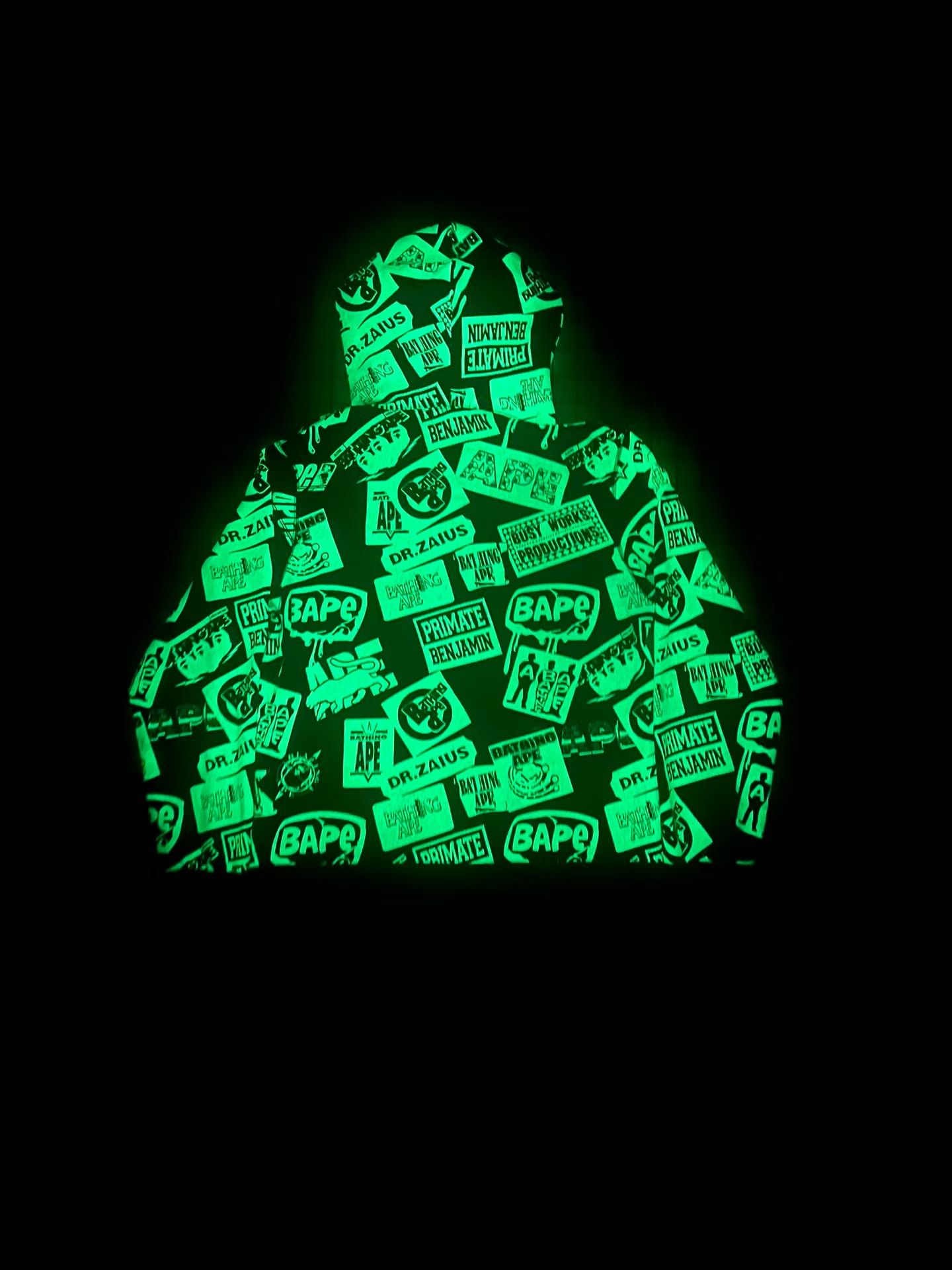 Bape Bape Limited Graphic Hoodie xl Men Size US XL / EU 56 / 4 - 2 Thumbnail