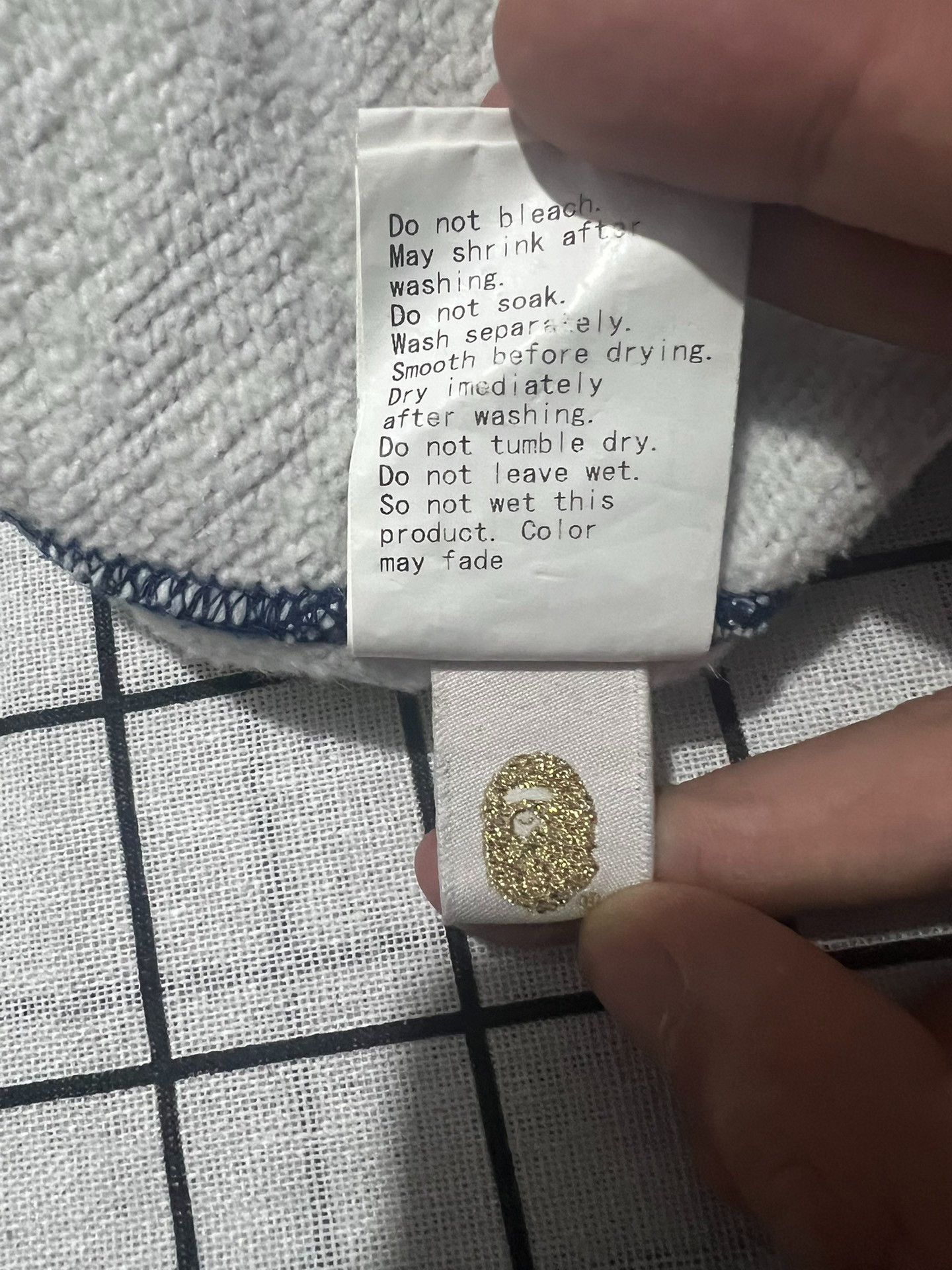 Bape Bape Limited Graphic Hoodie xl Men Size US XL / EU 56 / 4 - 9 Thumbnail