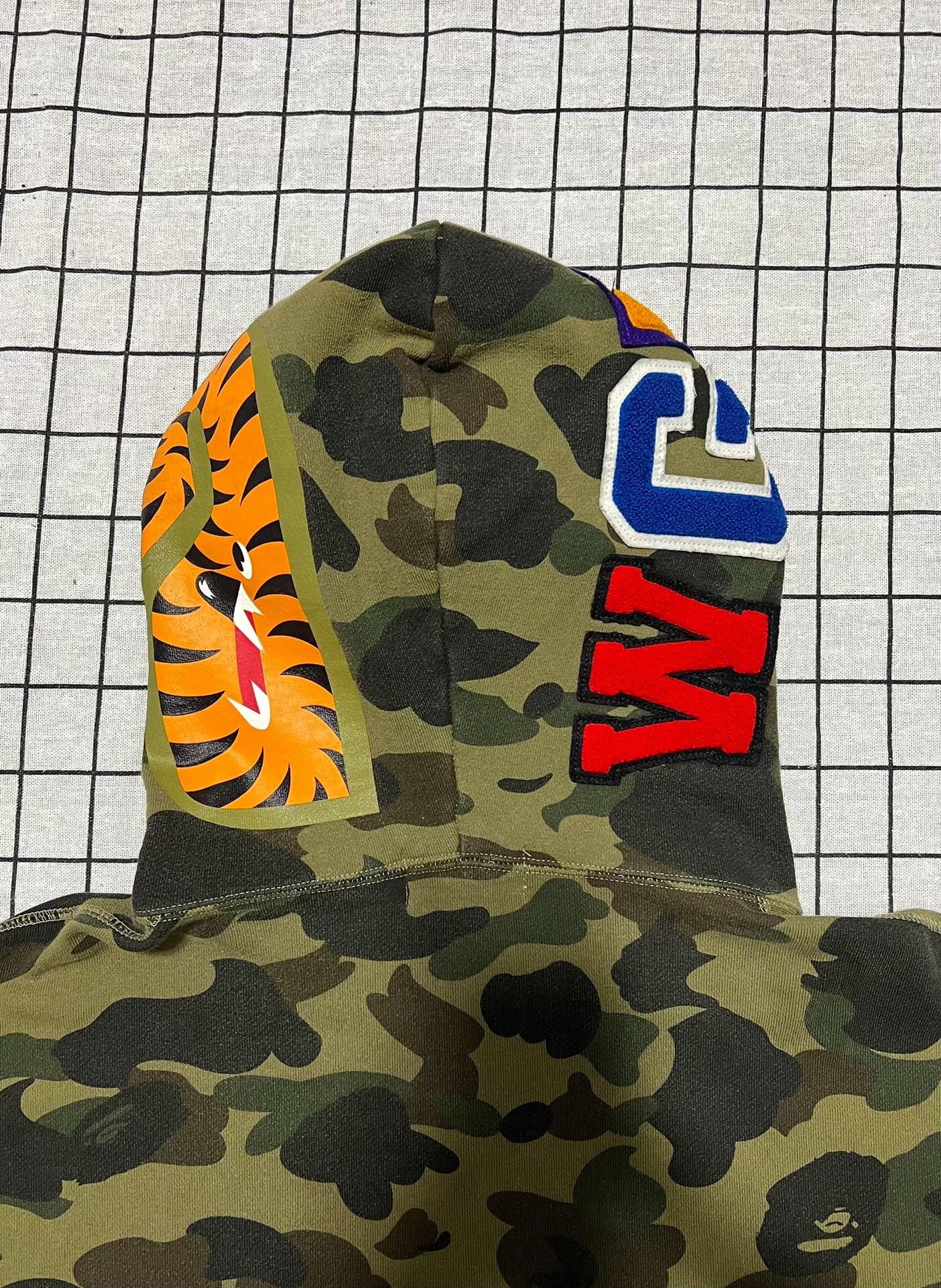 Bape Bape Shark Camo Multi Hoodie xxl Men Size US XXL / EU 58 / 5 - 4 Thumbnail