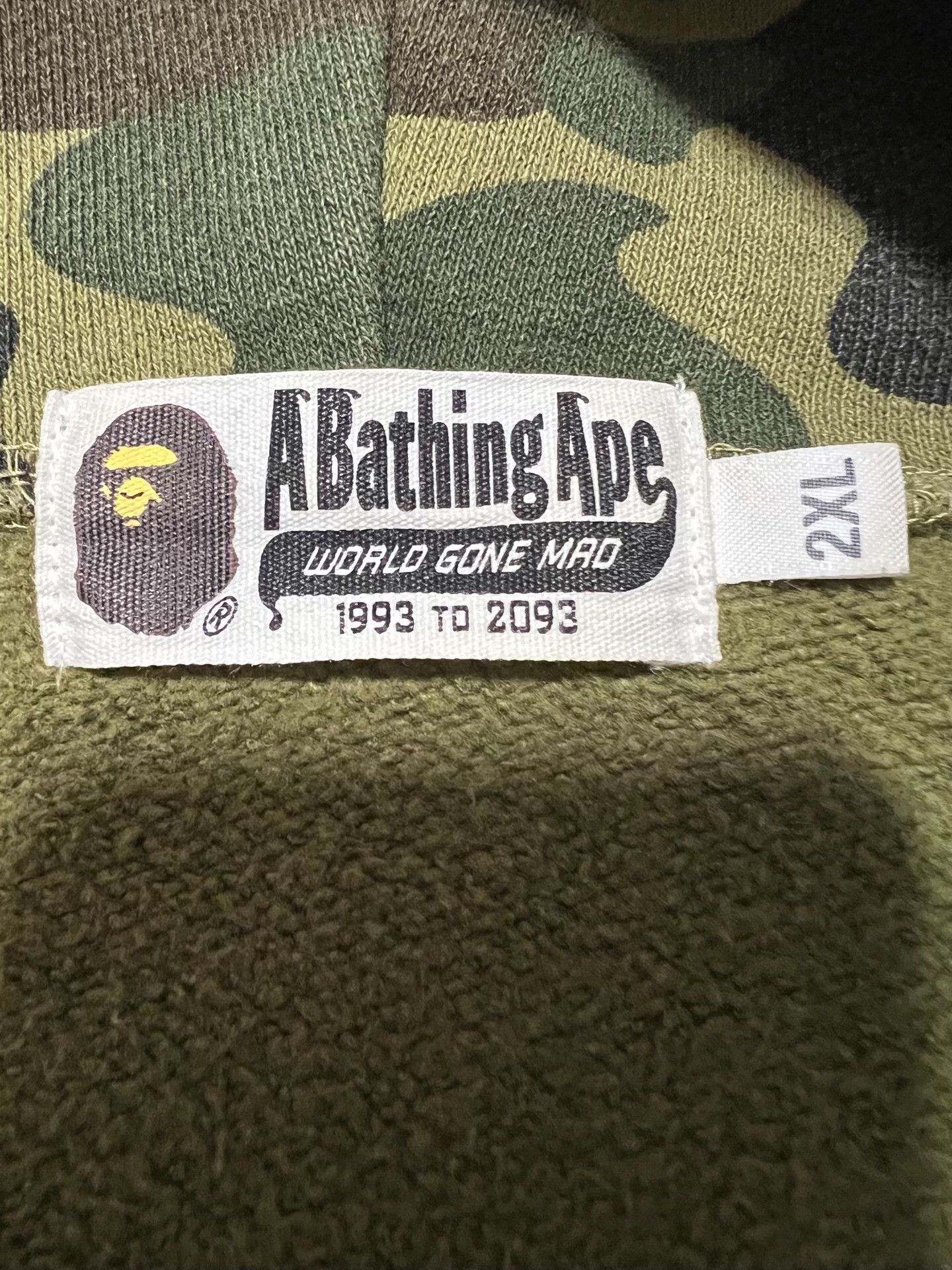 Bape Bape Shark Camo Multi Hoodie xxl Men Size US XXL / EU 58 / 5 - 5 Thumbnail