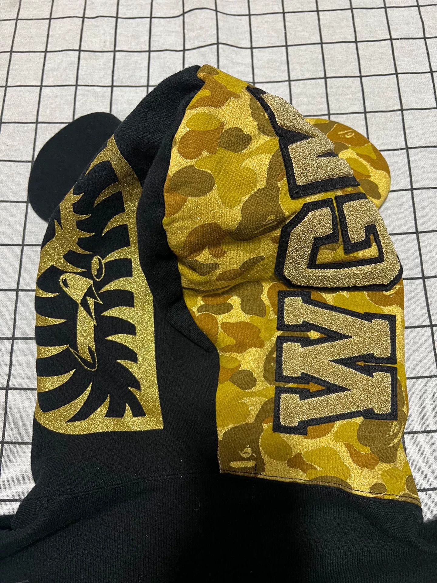 Bape Bape Collab Shark Multi Light Jacket xl Men Size US XL / EU 56 / 4 - 4 Thumbnail