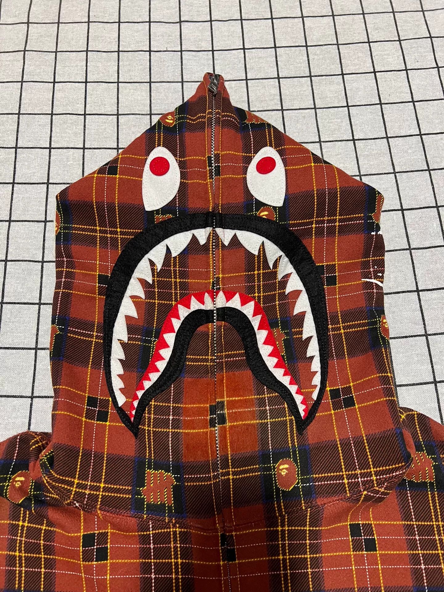 Bape Bape Collab Shark Multi Hoodie xl Men Size US XL / EU 56 / 4 - 3 Thumbnail