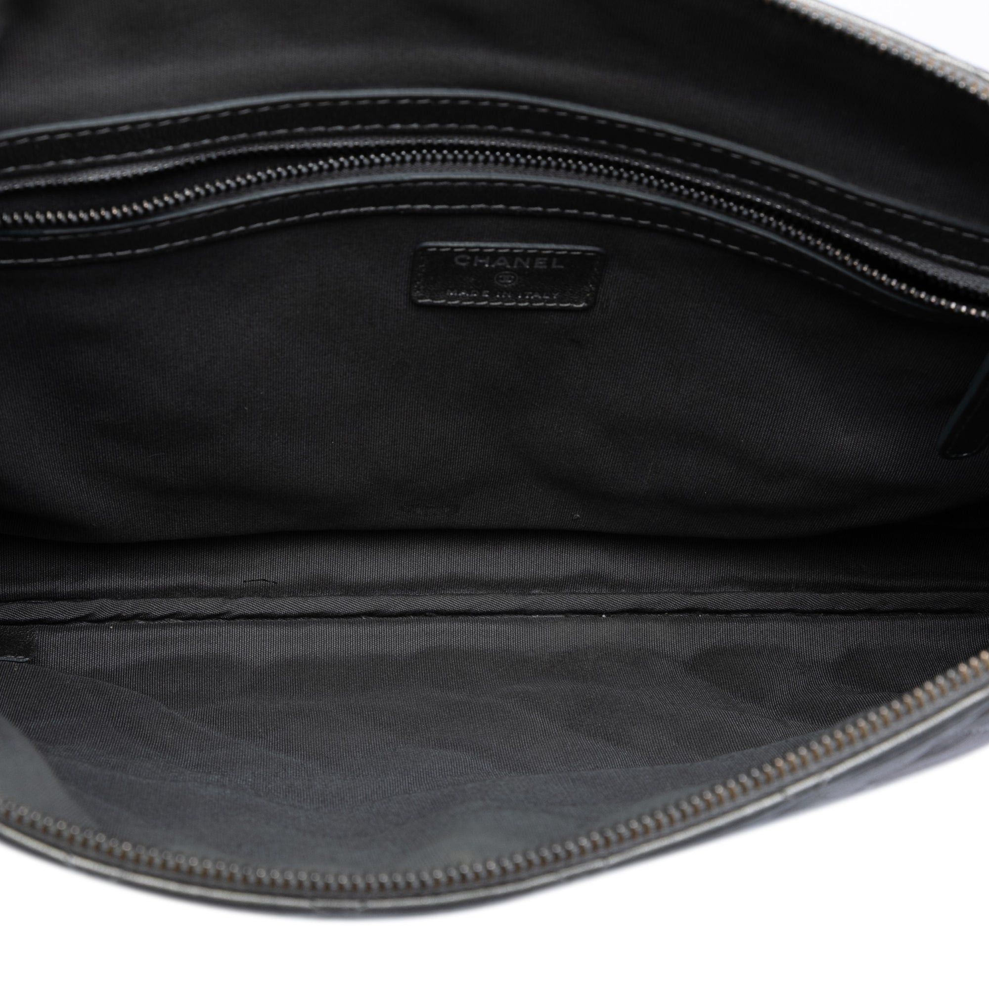 Chanel Large Quilted Metallic Lambskin O Case Clutch Size ONE SIZE - 4 Thumbnail