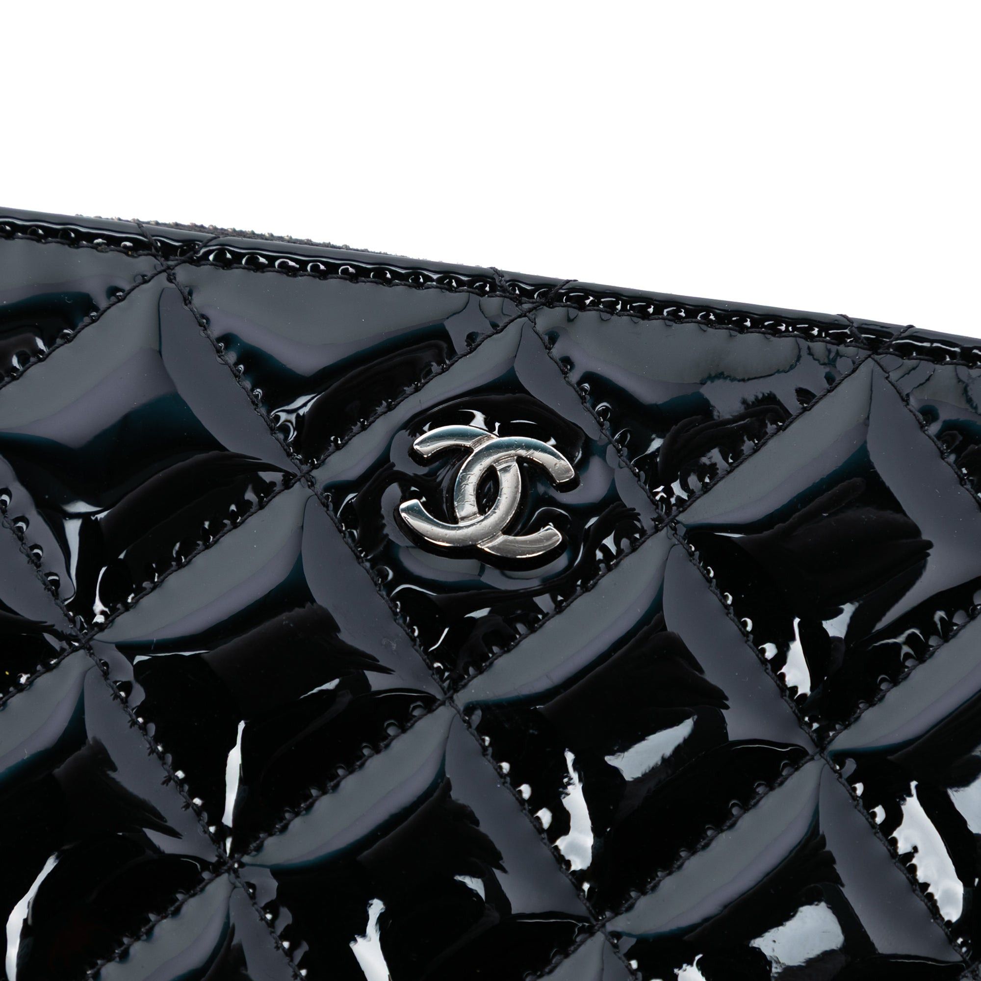 Chanel Large Quilted Patent O Case Clutch Size ONE SIZE - 5 Thumbnail