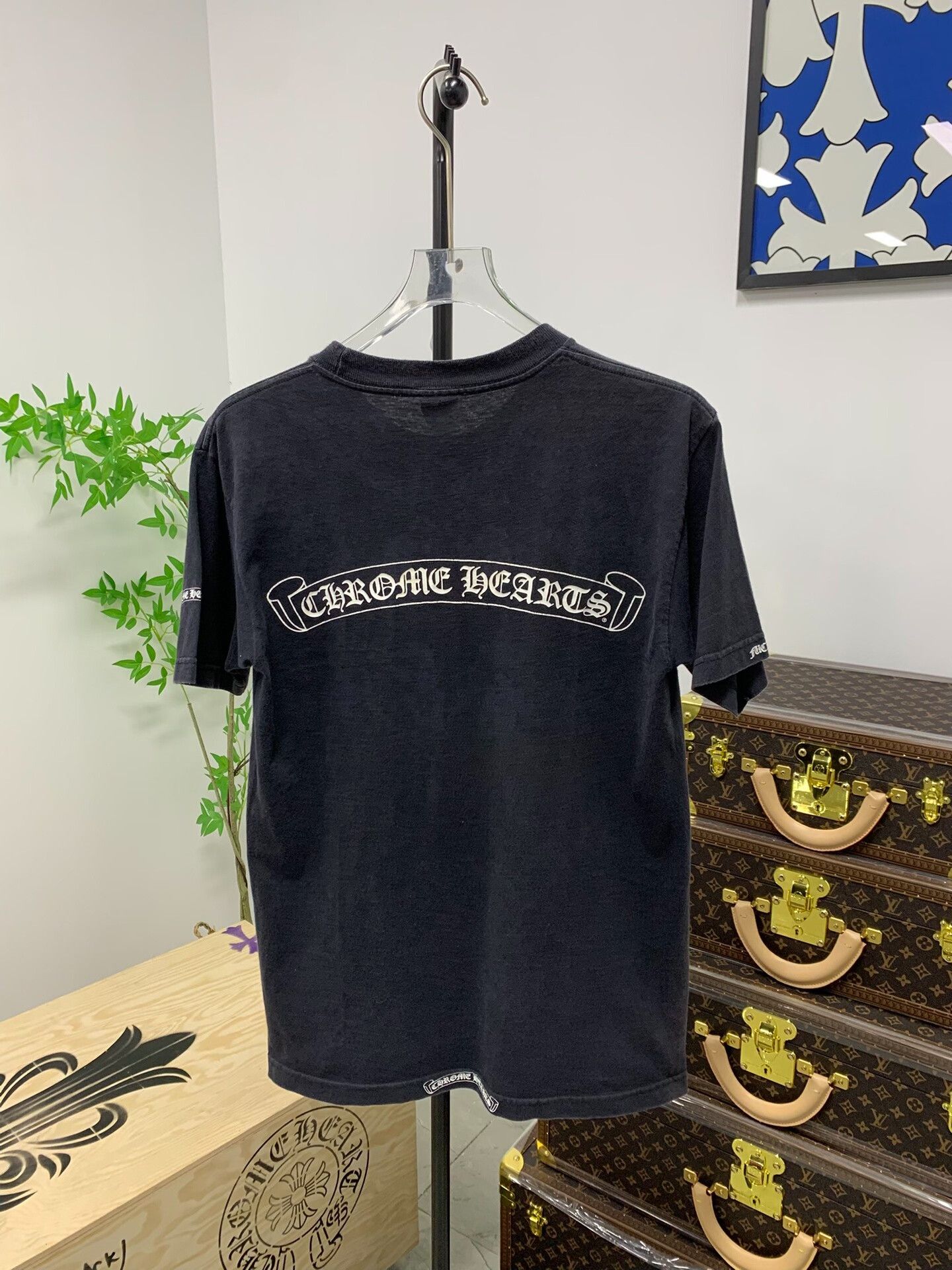 Chrome Hearts Chrome Hearts Dagger Vine Pocket T-Shirt Size M Size US M / EU 48-50 / 2 - 2 Thumbnail