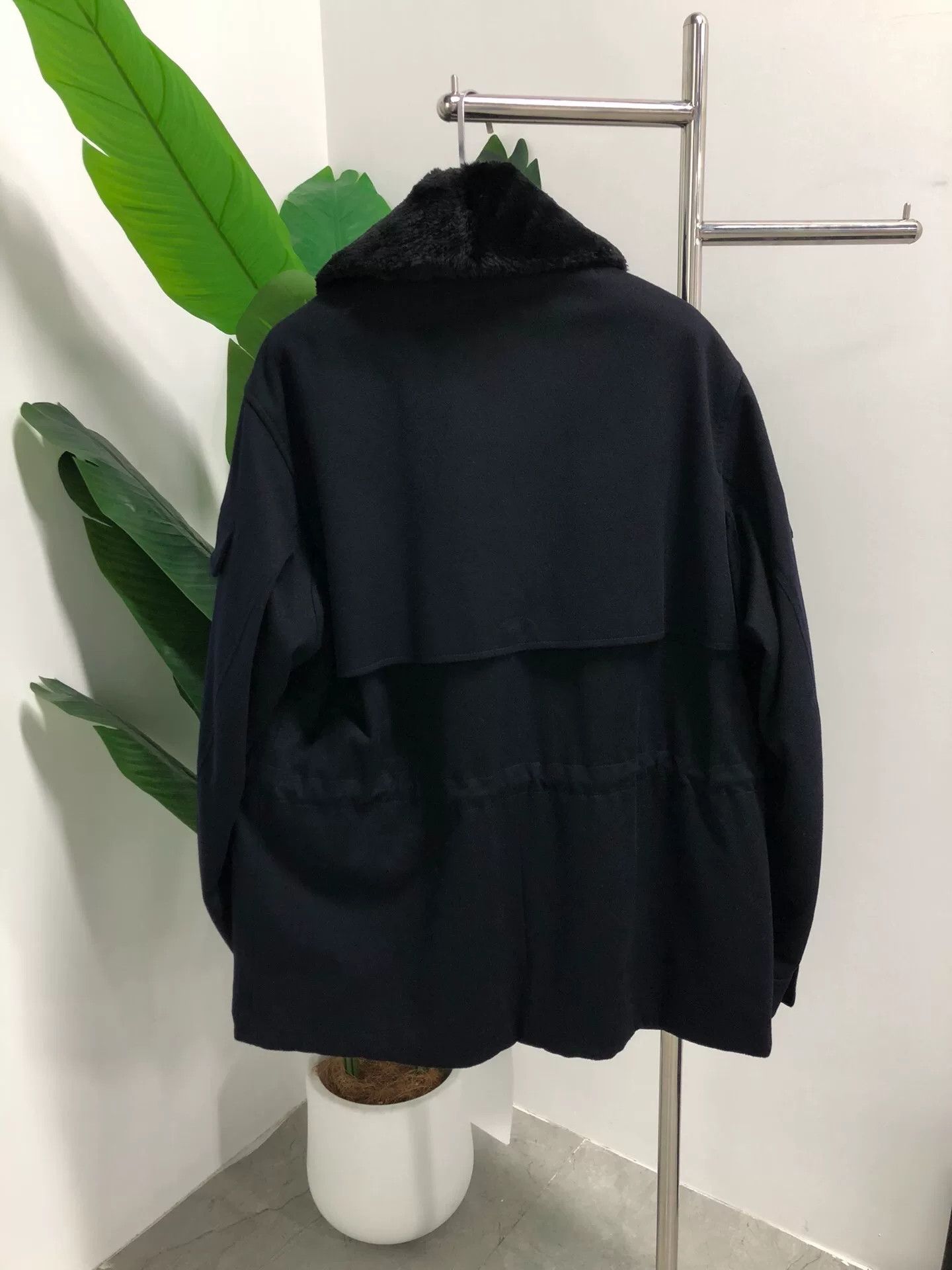 Dior Dior SS22 Cashmere Fur Collar Jacket 48 Size US M / EU 48-50 / 2 - 2 Thumbnail