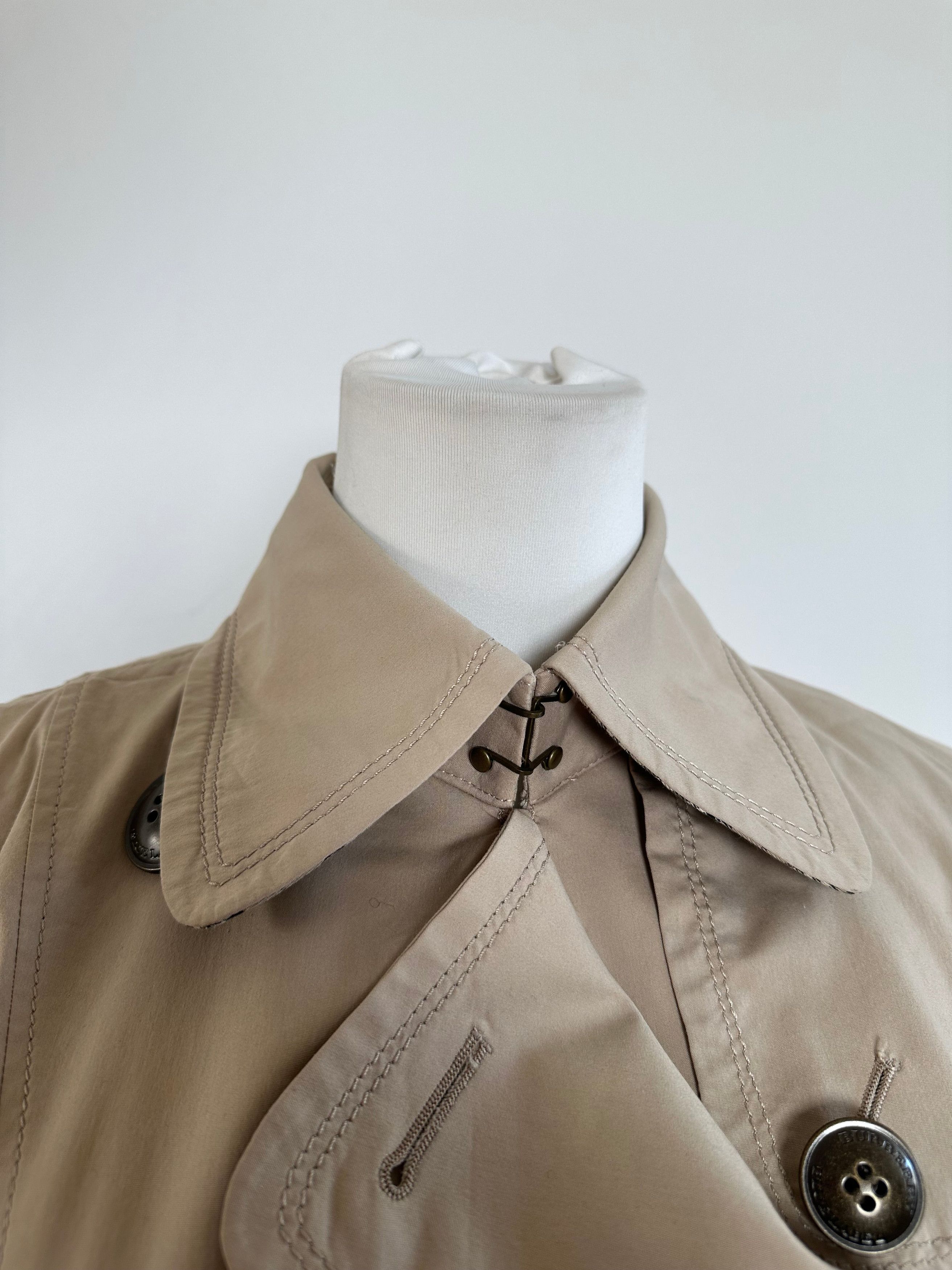 Burberry Vintage Trenchcoat Beige M Size S / US 4 / IT 40 - 6 Thumbnail