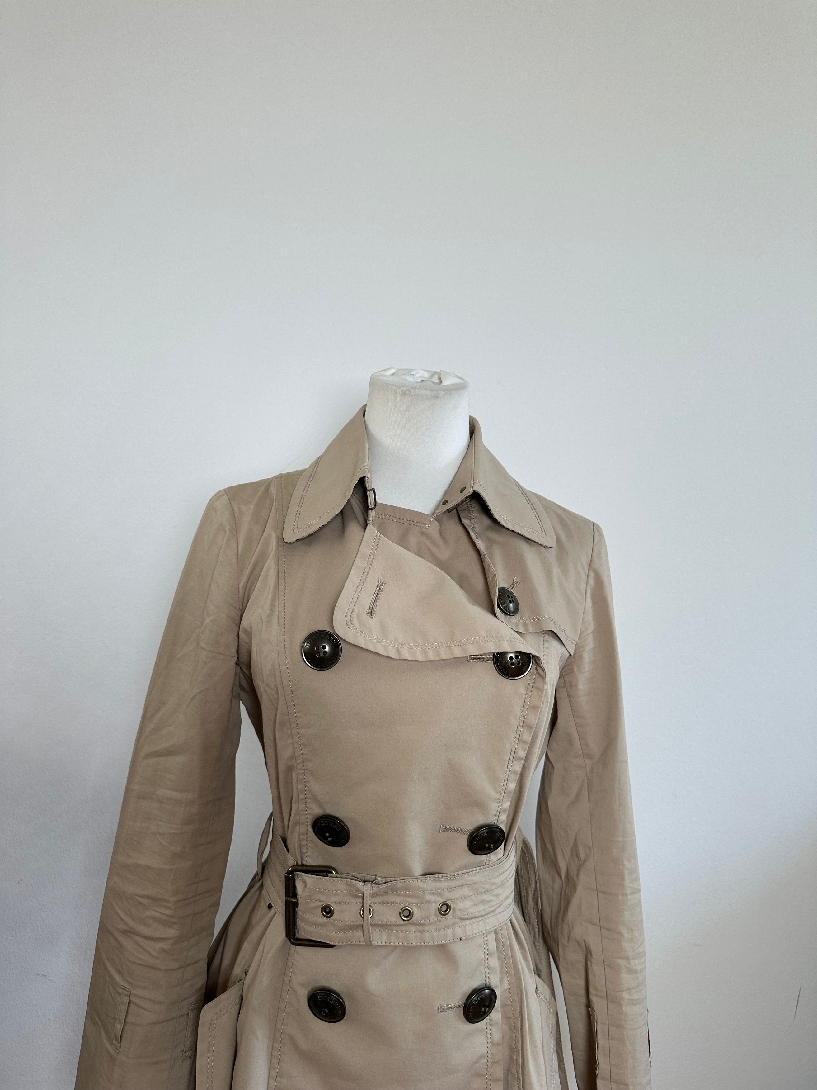 Burberry Vintage Trenchcoat Beige M Size S / US 4 / IT 40 - 14 Thumbnail