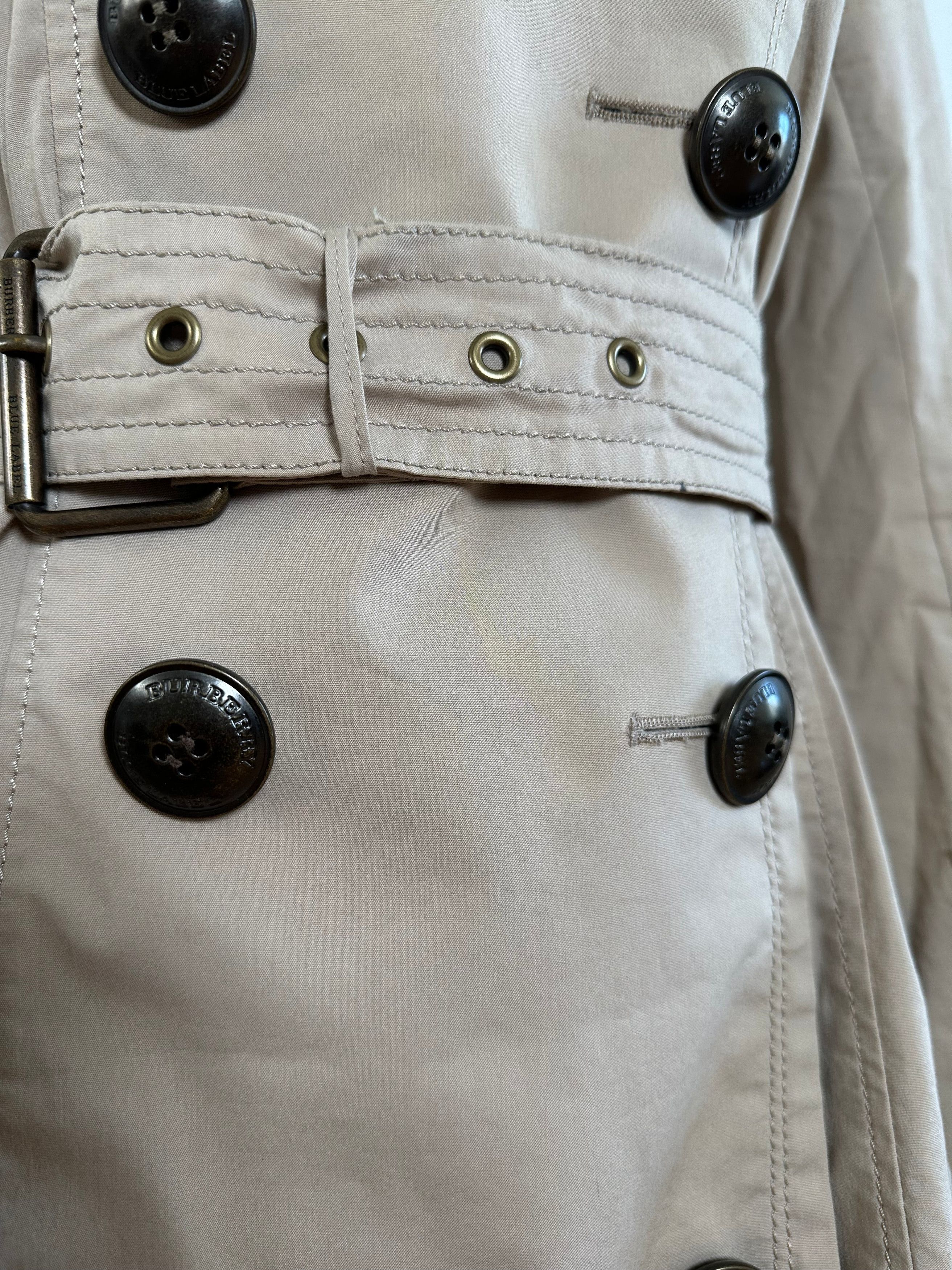 Burberry Vintage Trenchcoat Beige M Size S / US 4 / IT 40 - 2 Thumbnail