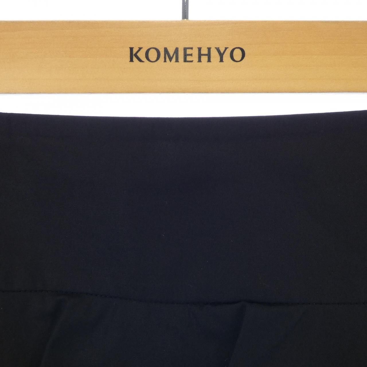 Fendi Fendi Fendi Skirt Others Skirts FQ7064AOMY DUTY FREE for USA Size ONE SIZE - 6 Thumbnail