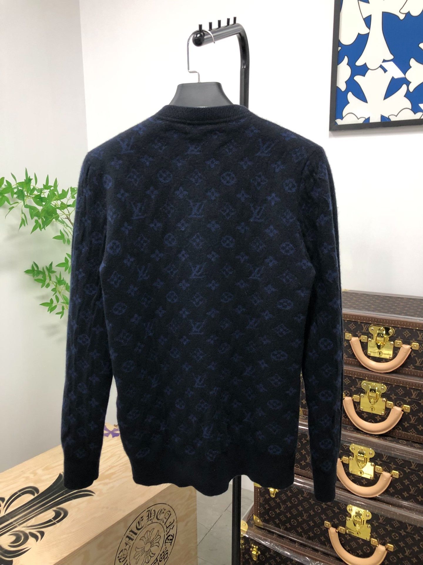 Louis Vuitton Louis Vuitton Monogram Cashmere Sweater US M Size US M / EU 48-50 / 2 - 3 Thumbnail