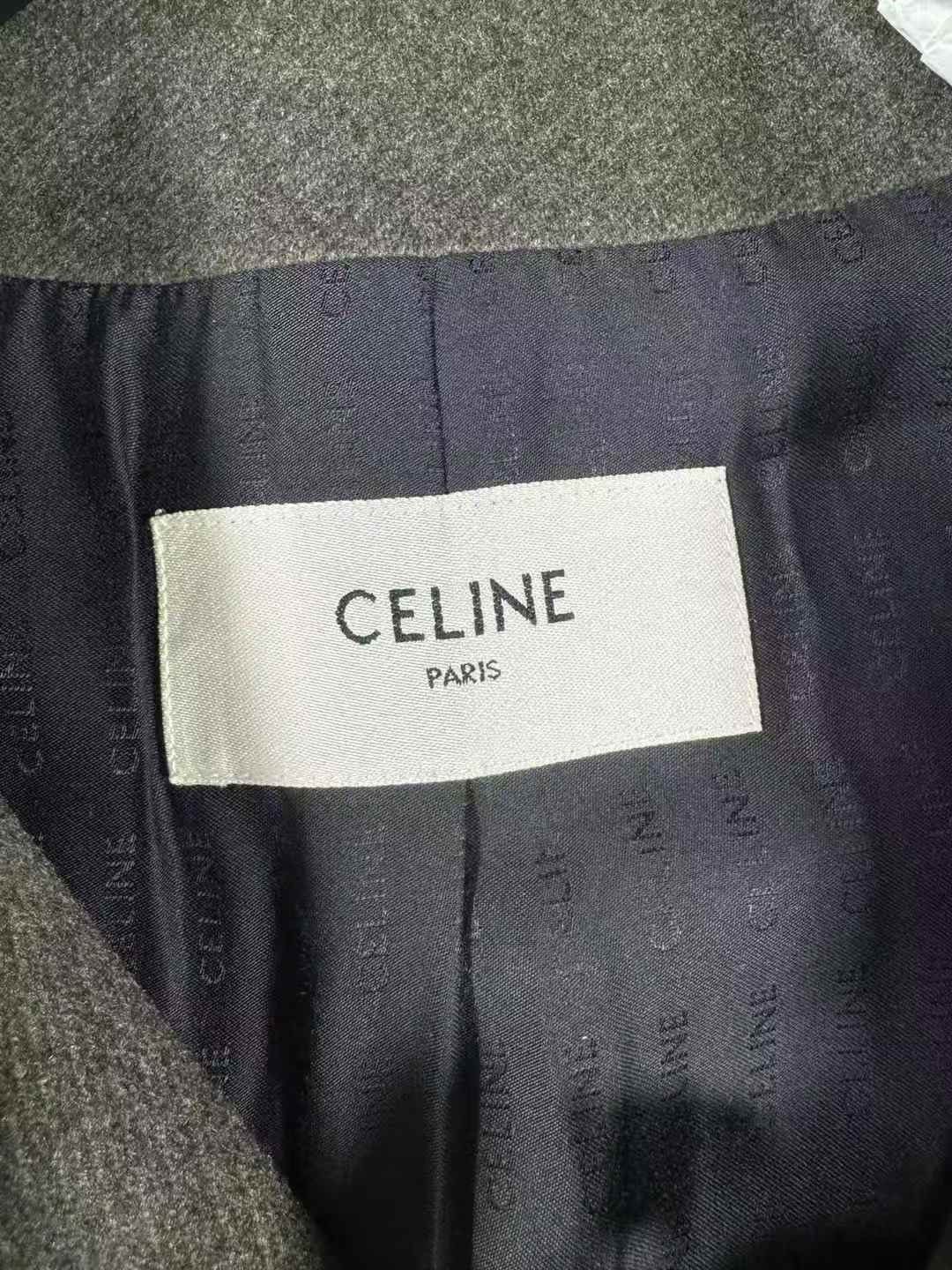 Celine Celine Gold Coat M Women Size M / US 6-8 / IT 42-44 - 4 Thumbnail
