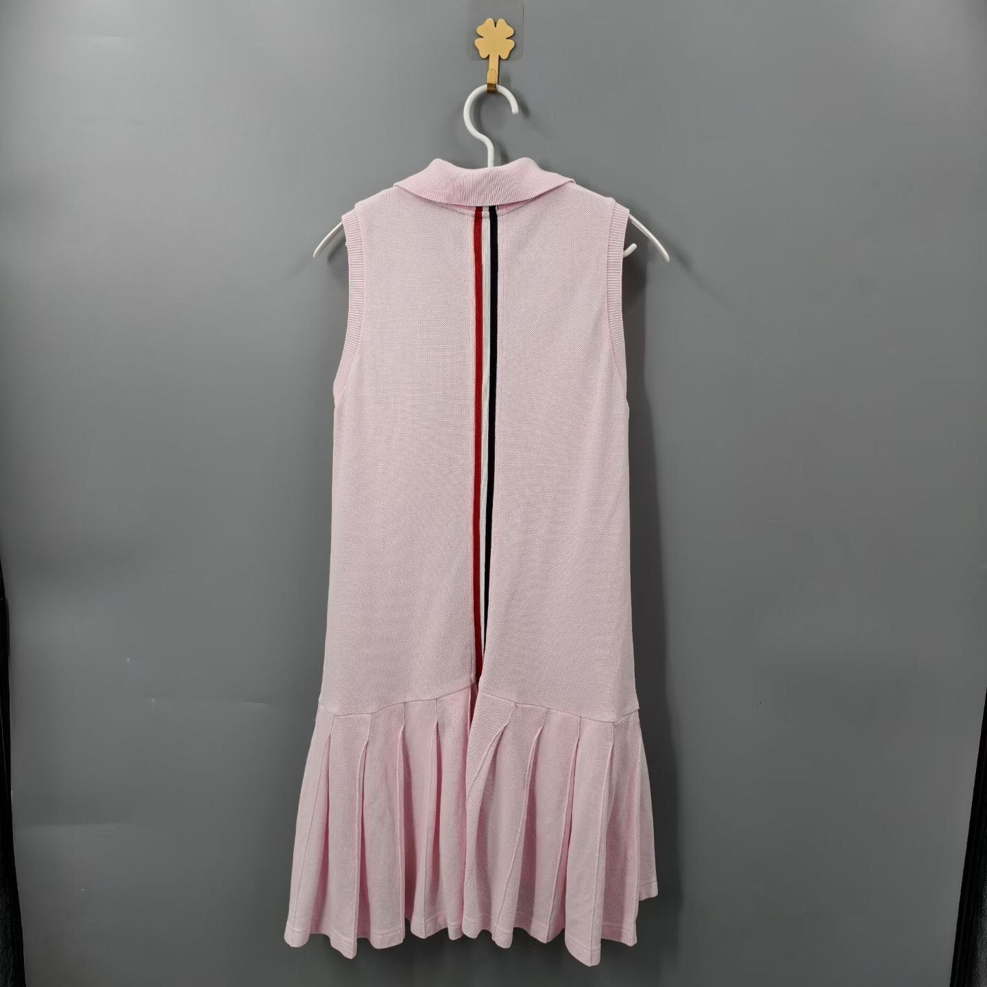 Thom Browne Thom Browne Brown T-Shirt S Women Size S / US 4 / IT 40 - 2 Thumbnail