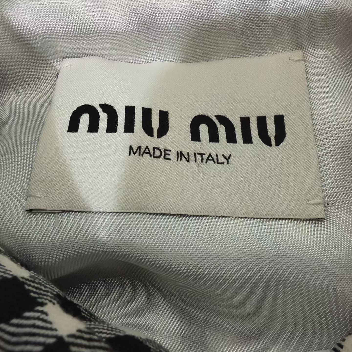 Miu Miu Miu Miu Casual Cropped Black Jacket XS Women Size XS / US 0-2 / IT 36-38 - 3 Thumbnail