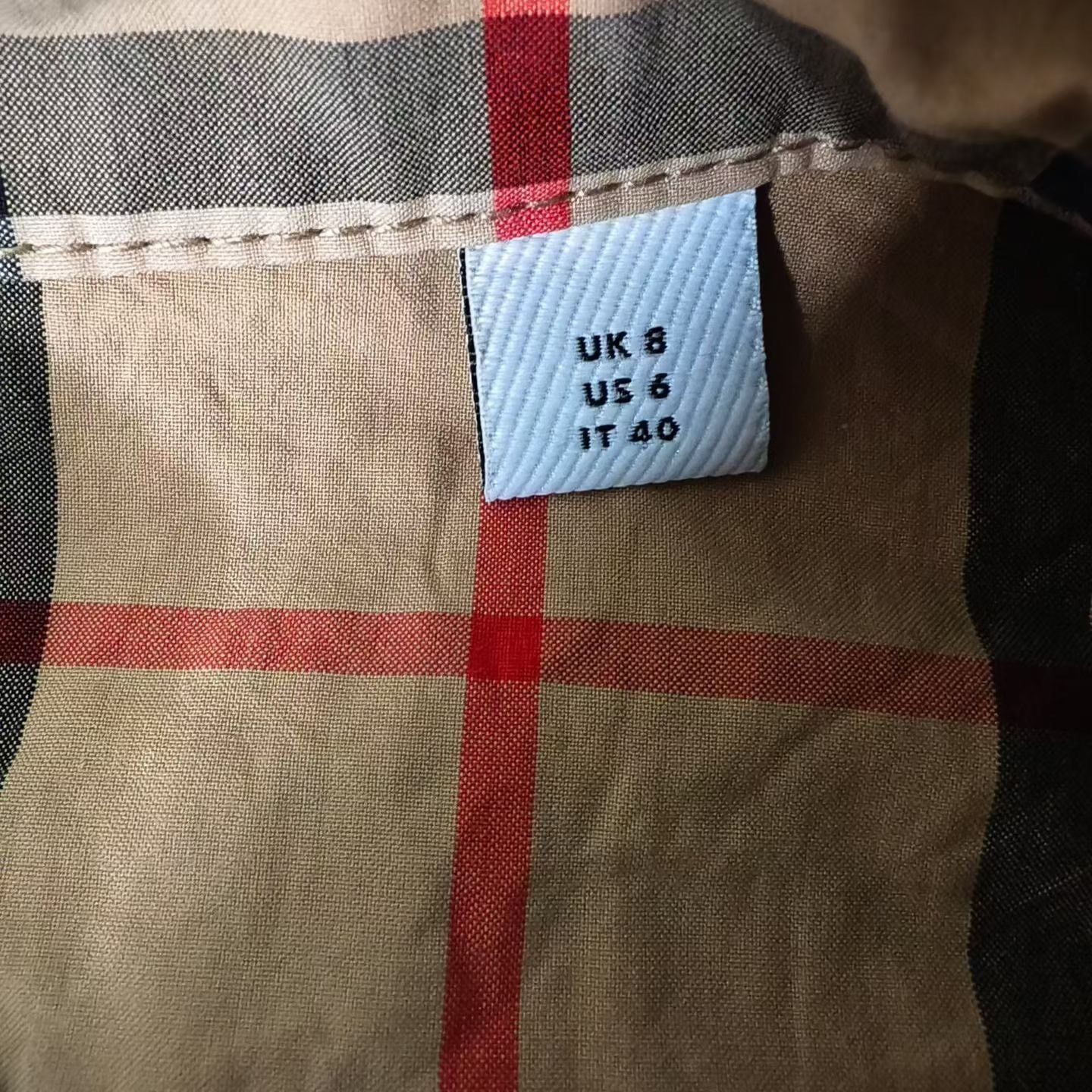 Burberry Burberry Retro Plaid T-Shirt S Women Size S / US 4 / IT 40 - 4 Thumbnail