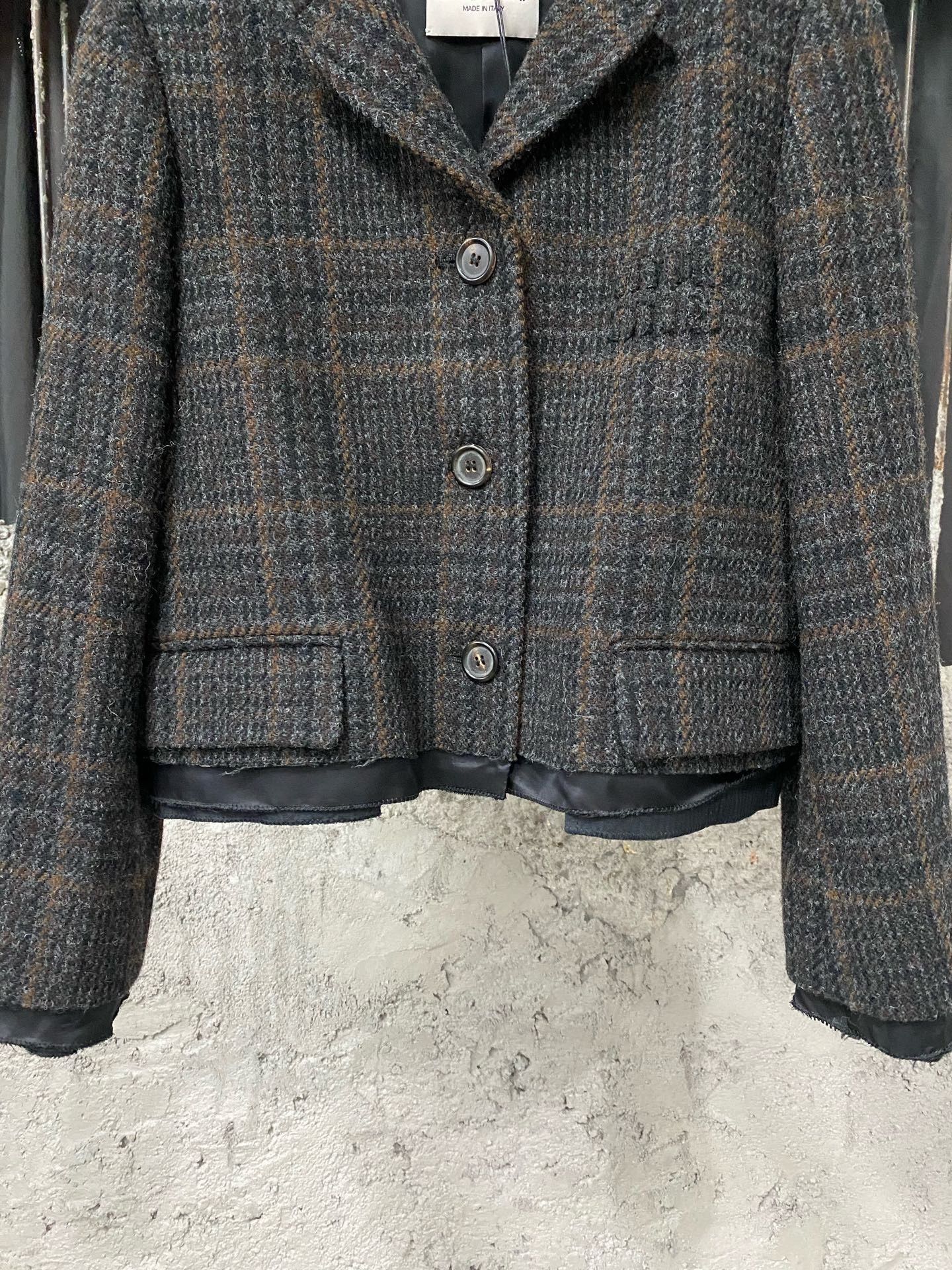 Miu Miu Miu Miu Formal Plaid Gray Jacket S Women Size S / US 4 / IT 40 - 4 Thumbnail