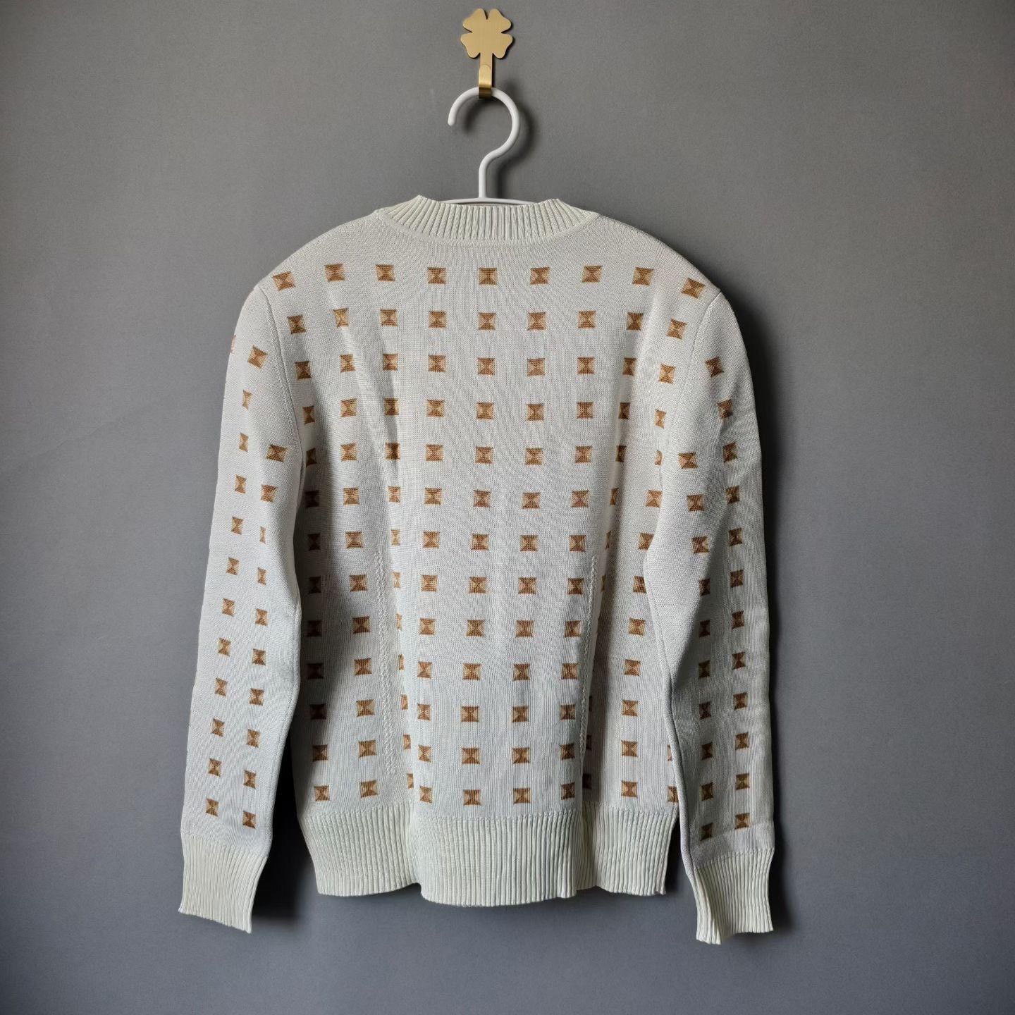 Hermes Hermes Knit Printed Sweater XS Women Size XS / US 0-2 / IT 36-38 - 2 Thumbnail