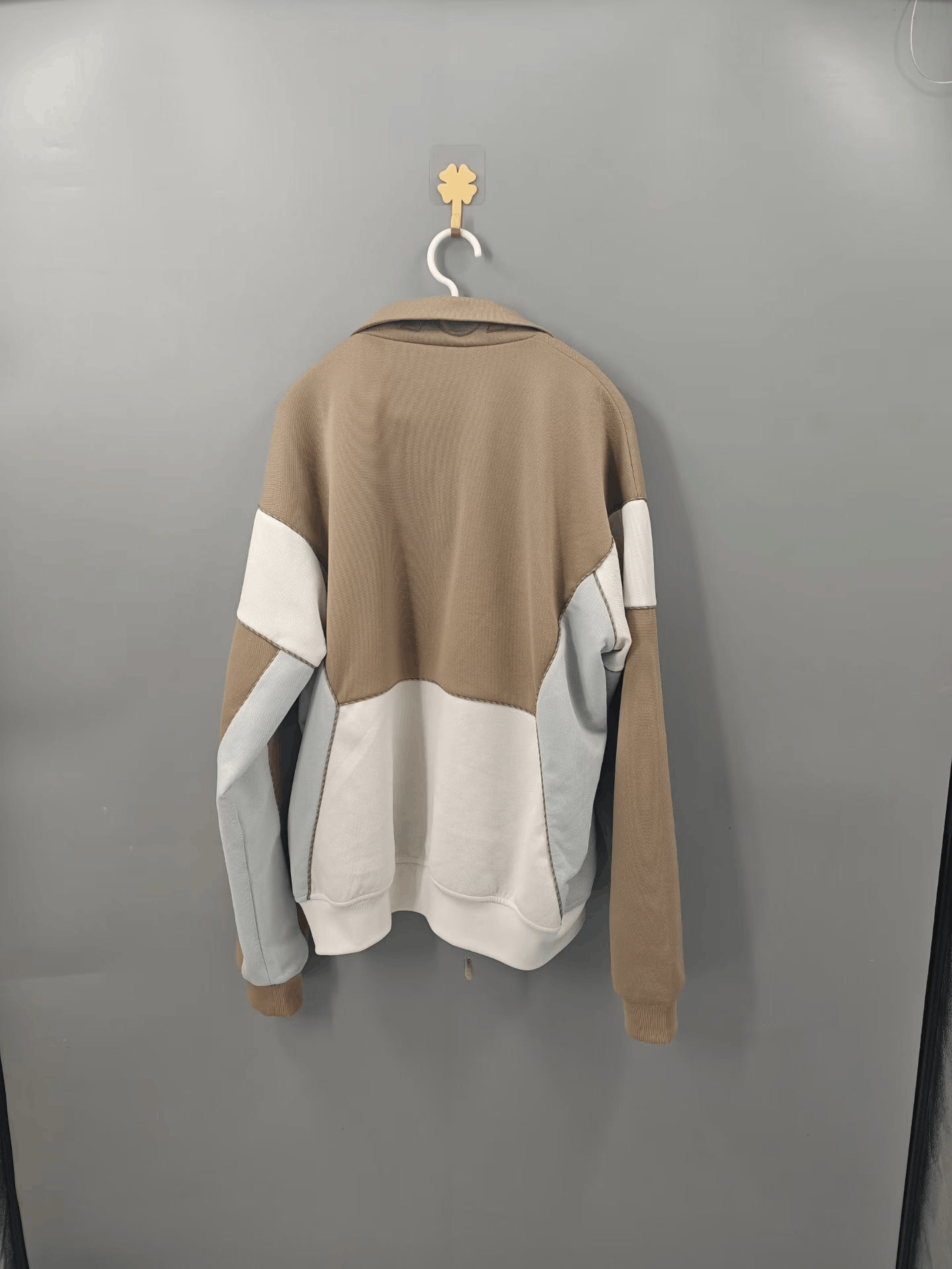 Dior Dior Patchwork Beige Jacket L Women Size L / US 10 / IT 46 - 2 Thumbnail