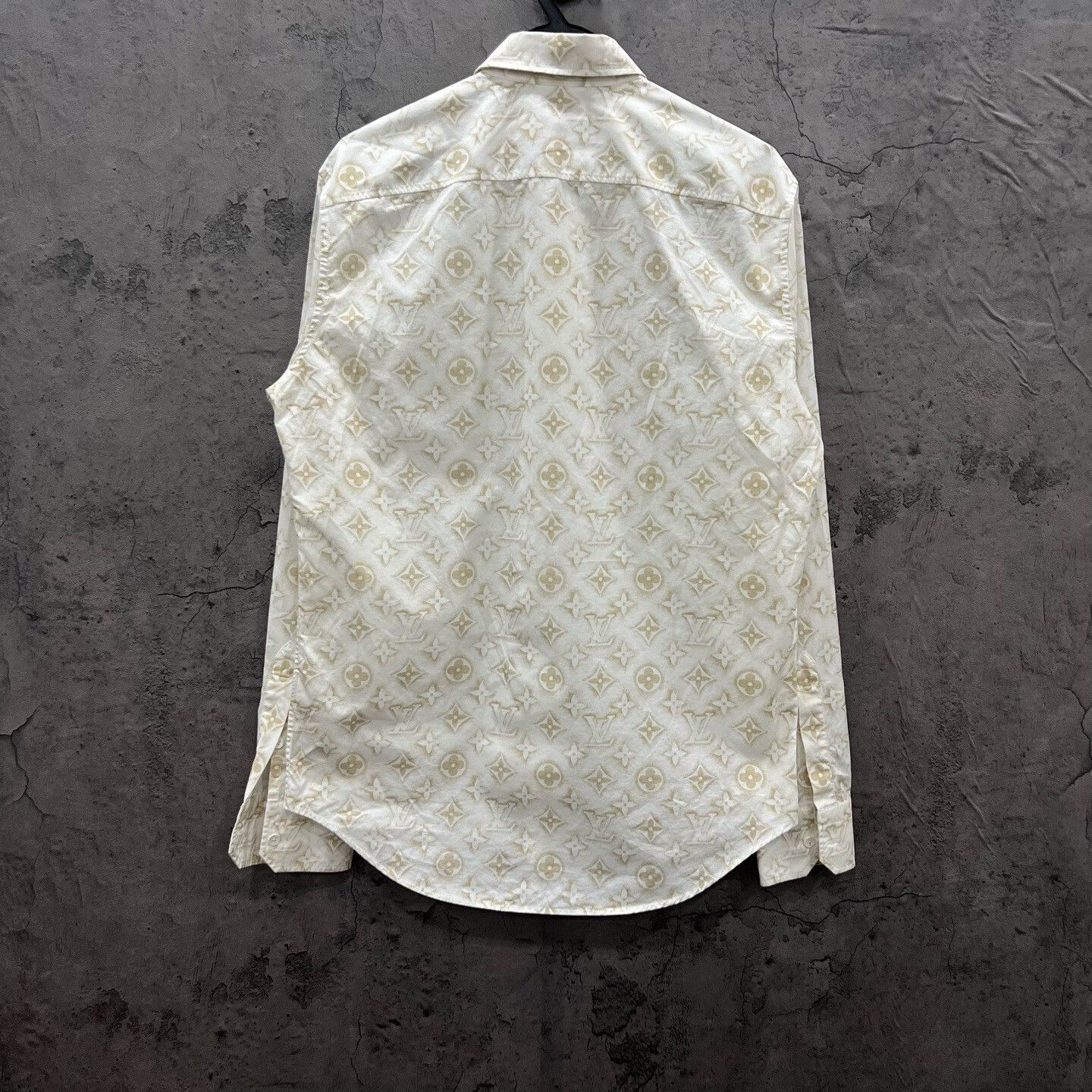 Louis Vuitton Louis Vuitton Retro Shirt s Men Size US S / EU 44-46 / 1 - 4 Thumbnail