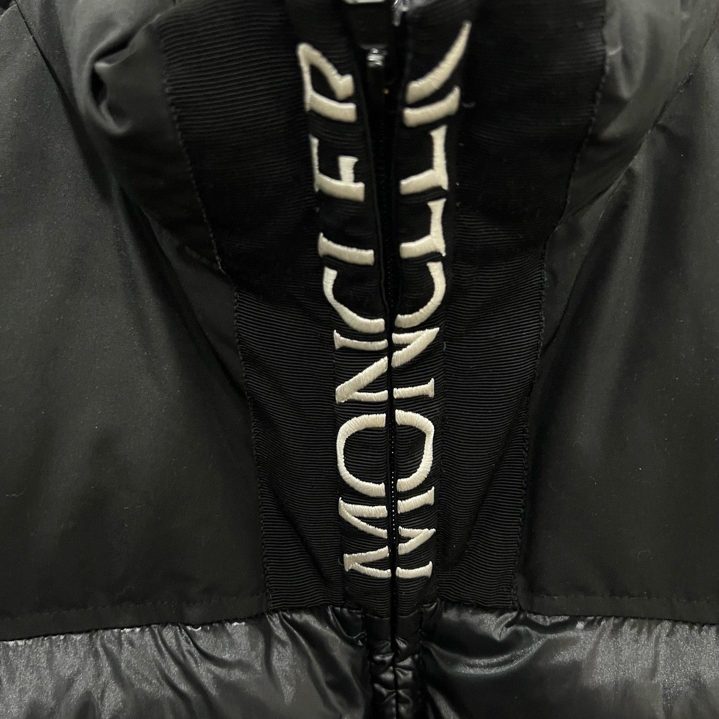 Moncler Moncler Down Heavy Coat m Men Size US M / EU 48-50 / 2 - 3 Thumbnail