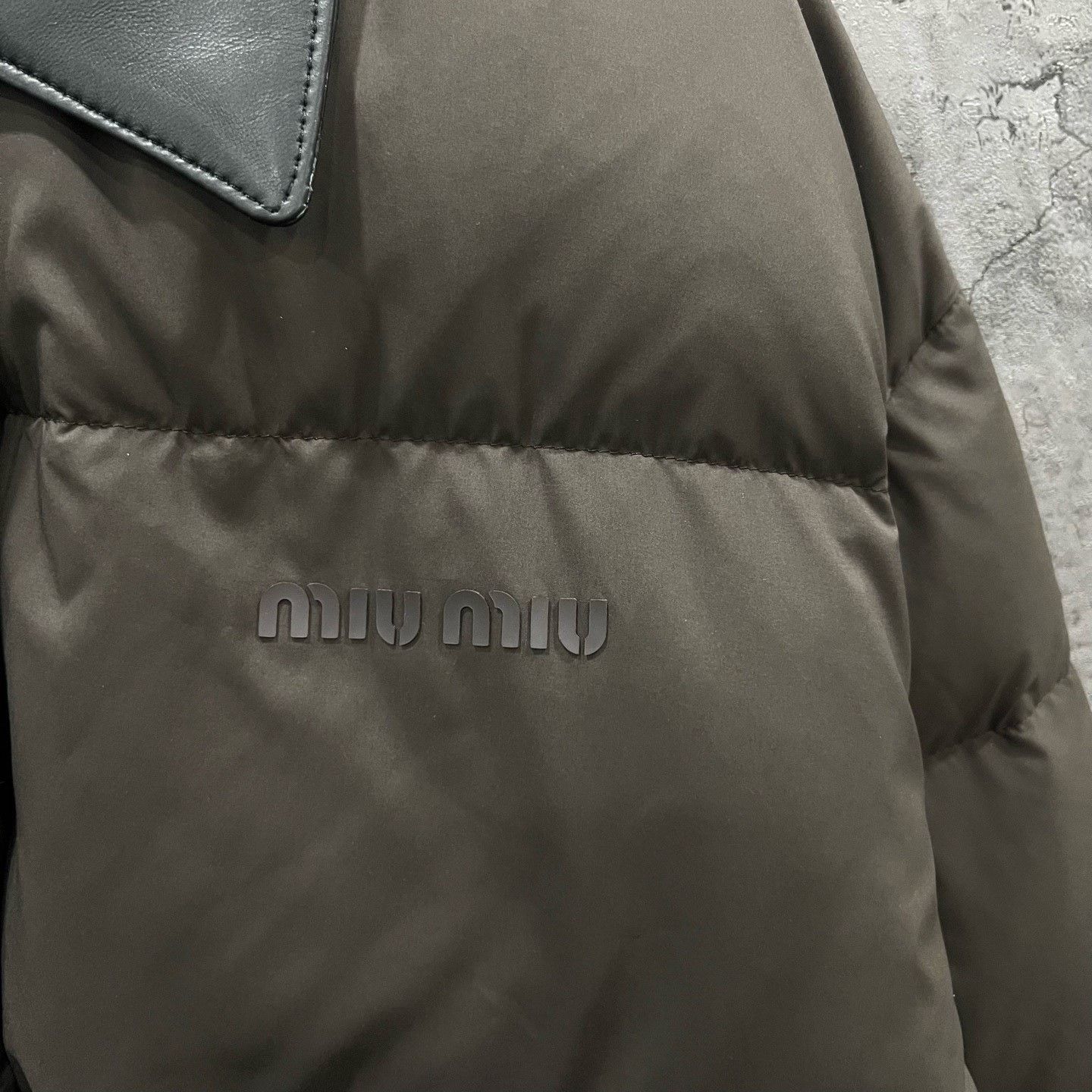 Miu Miu Miu Miu Down Down Jacket M Women Size M / US 6-8 / IT 42-44 - 3 Thumbnail