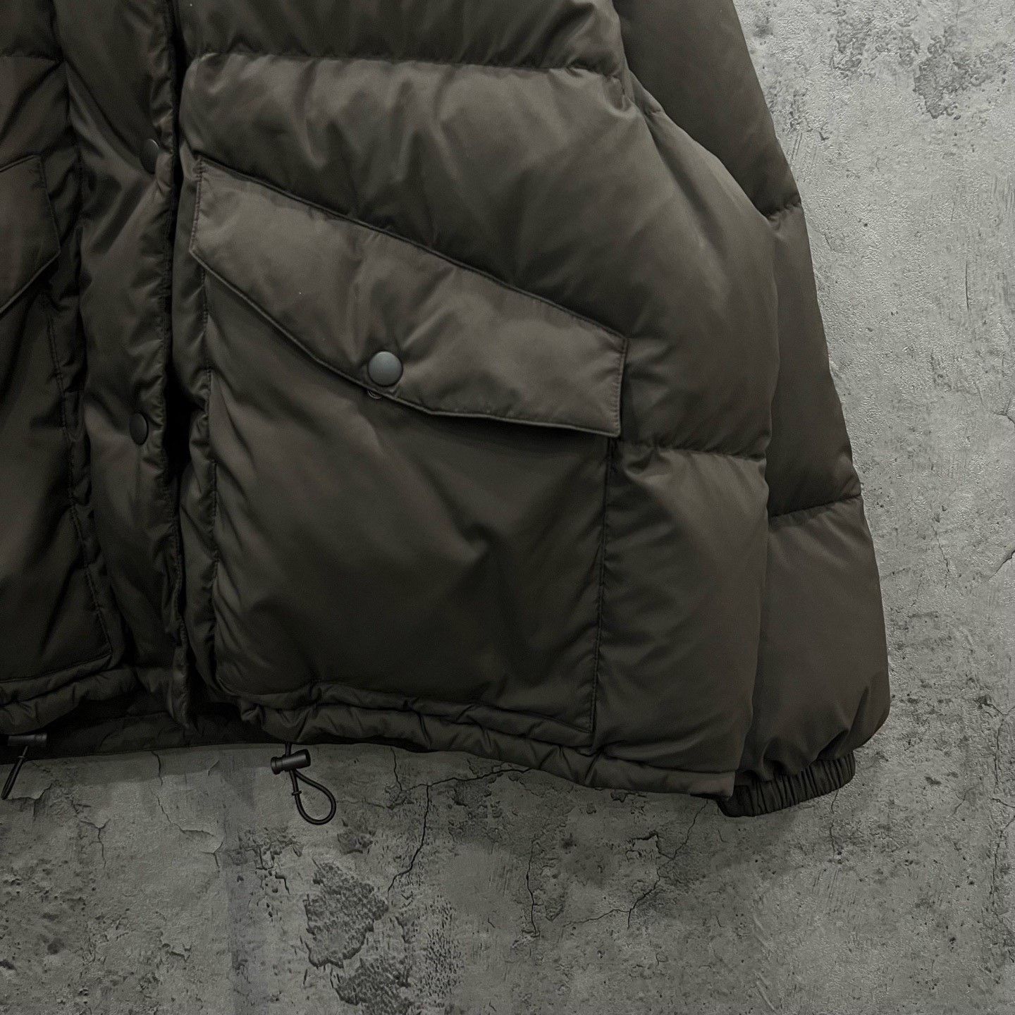 Miu Miu Miu Miu Down Down Jacket M Women Size M / US 6-8 / IT 42-44 - 2 Thumbnail