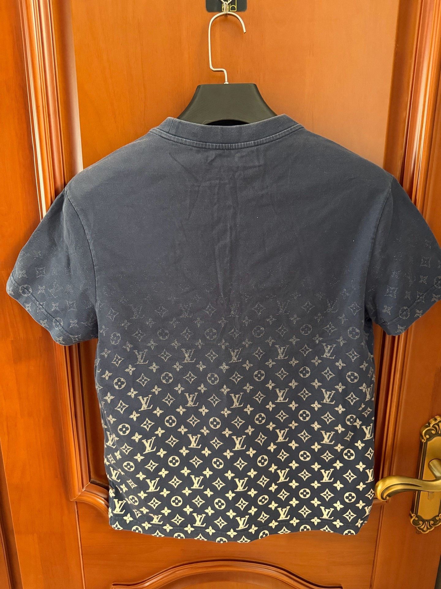 Louis Vuitton Louis Vuitton Retro Gradient Blue T-Shirt s Men Size US S / EU 44-46 / 1 - 2 Thumbnail