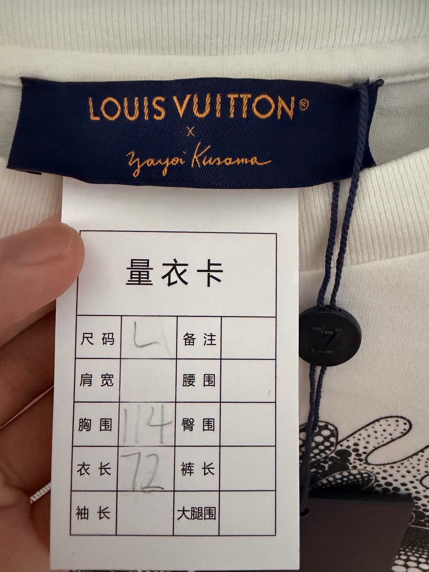 Louis Vuitton Louis Vuitton T-Shirt l Men Size US L / EU 52-54 / 3 - 3 Thumbnail
