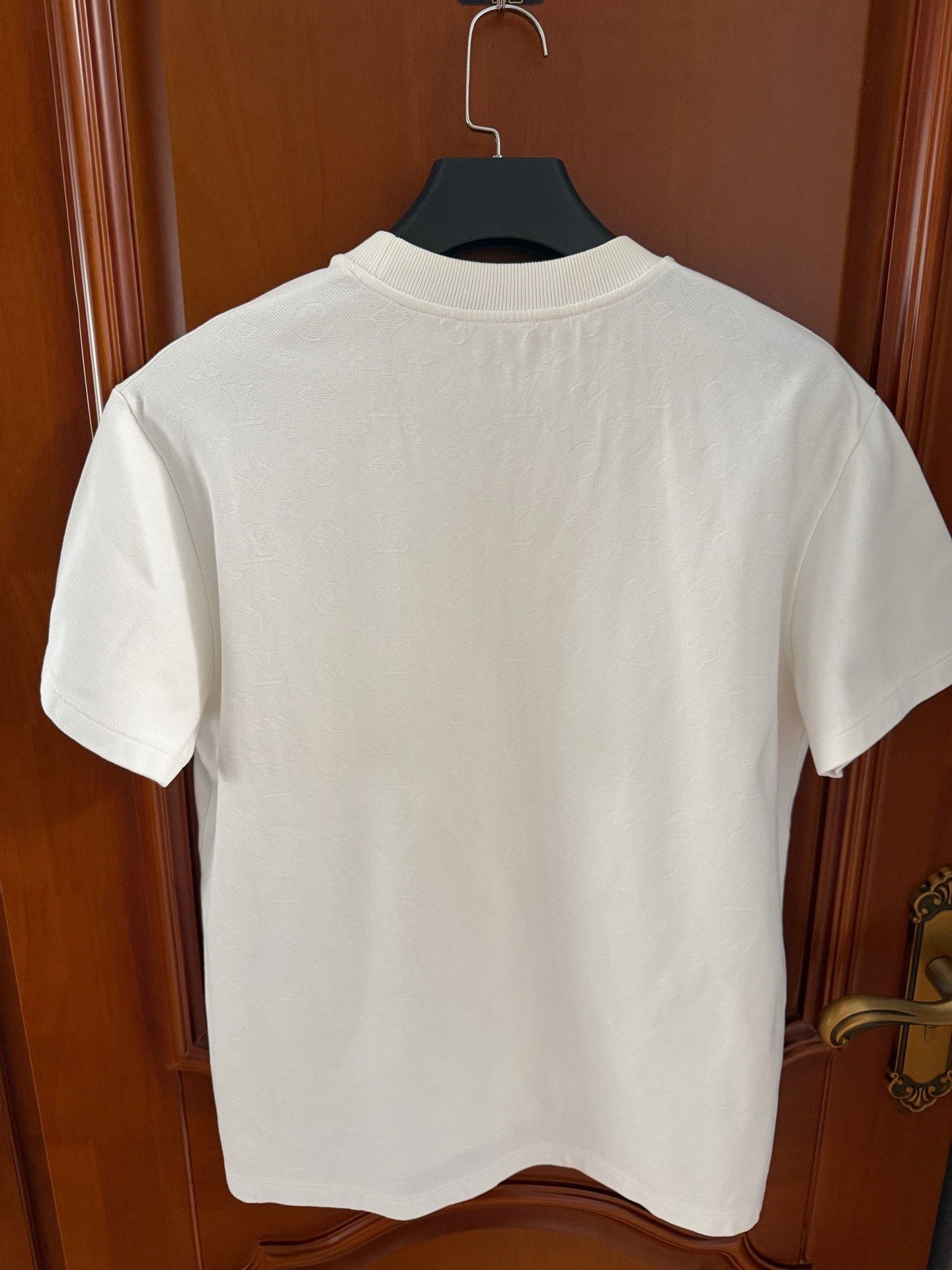 Louis Vuitton Louis Vuitton T-Shirt l Men Size US L / EU 52-54 / 3 - 2 Thumbnail