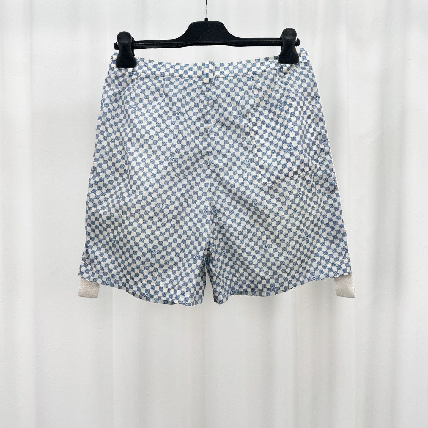 Louis Vuitton Louis Vuitton Checkered Pants 30 Women Size 30" / US 8 / IT 44 - 2 Thumbnail
