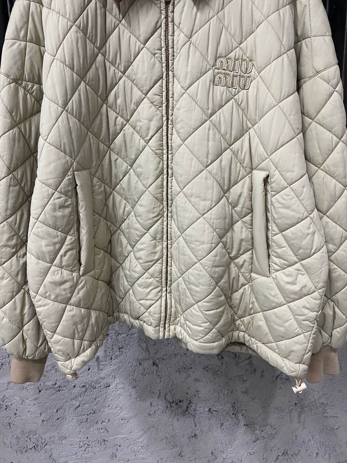 Miu Miu Miu Miu Down Down Jacket M Women Size M / US 6-8 / IT 42-44 - 4 Thumbnail
