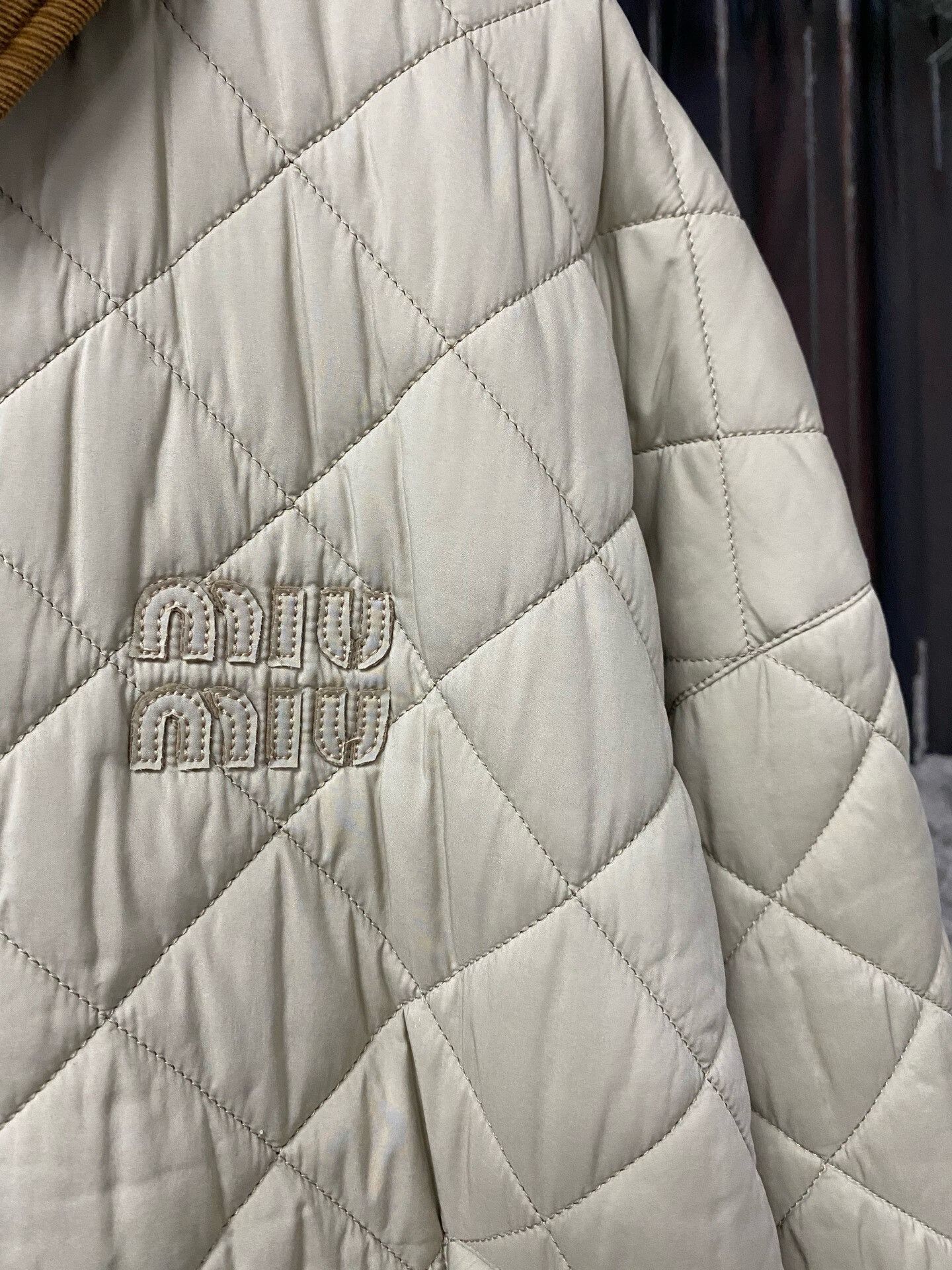 Miu Miu Miu Miu Down Down Jacket M Women Size M / US 6-8 / IT 42-44 - 5 Thumbnail